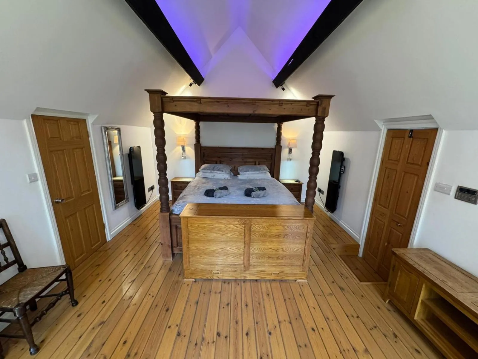 Bedroom, Bed in Castle House Holiday Home