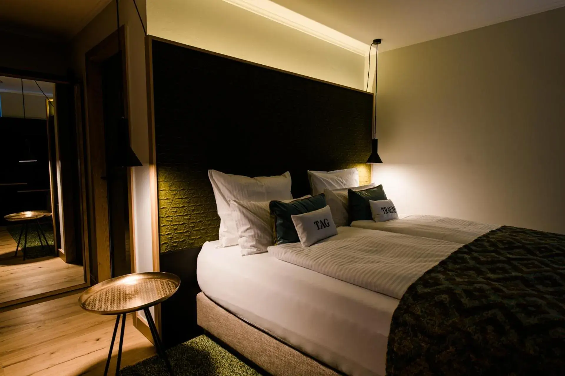 Deluxe Double Room in Weinhotel Freylich Zahn Deluxe Double Room in Weinhotel Freylich Zahn