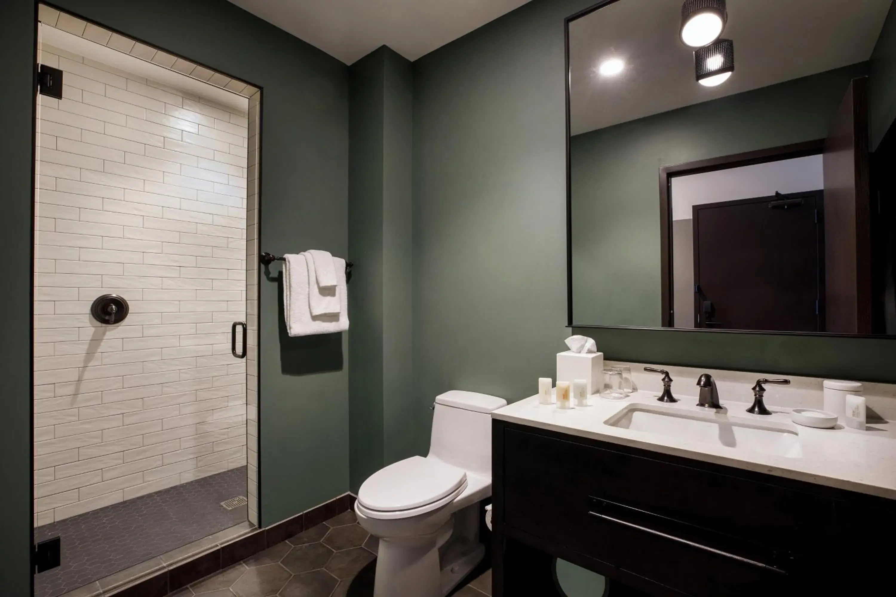 Deluxe Double Queen, Guest room, 2 Queen (Mobility & Hearing Accessible w/ Tub) in Cyrus Hotel, Topeka, a Tribute Portfolio Hotel Deluxe Double Queen, Guest room, 2 Queen (Mobility & Hearing Accessible w/ Tub) in Cyrus Hotel, Topeka, a Tribute Portfolio Hotel