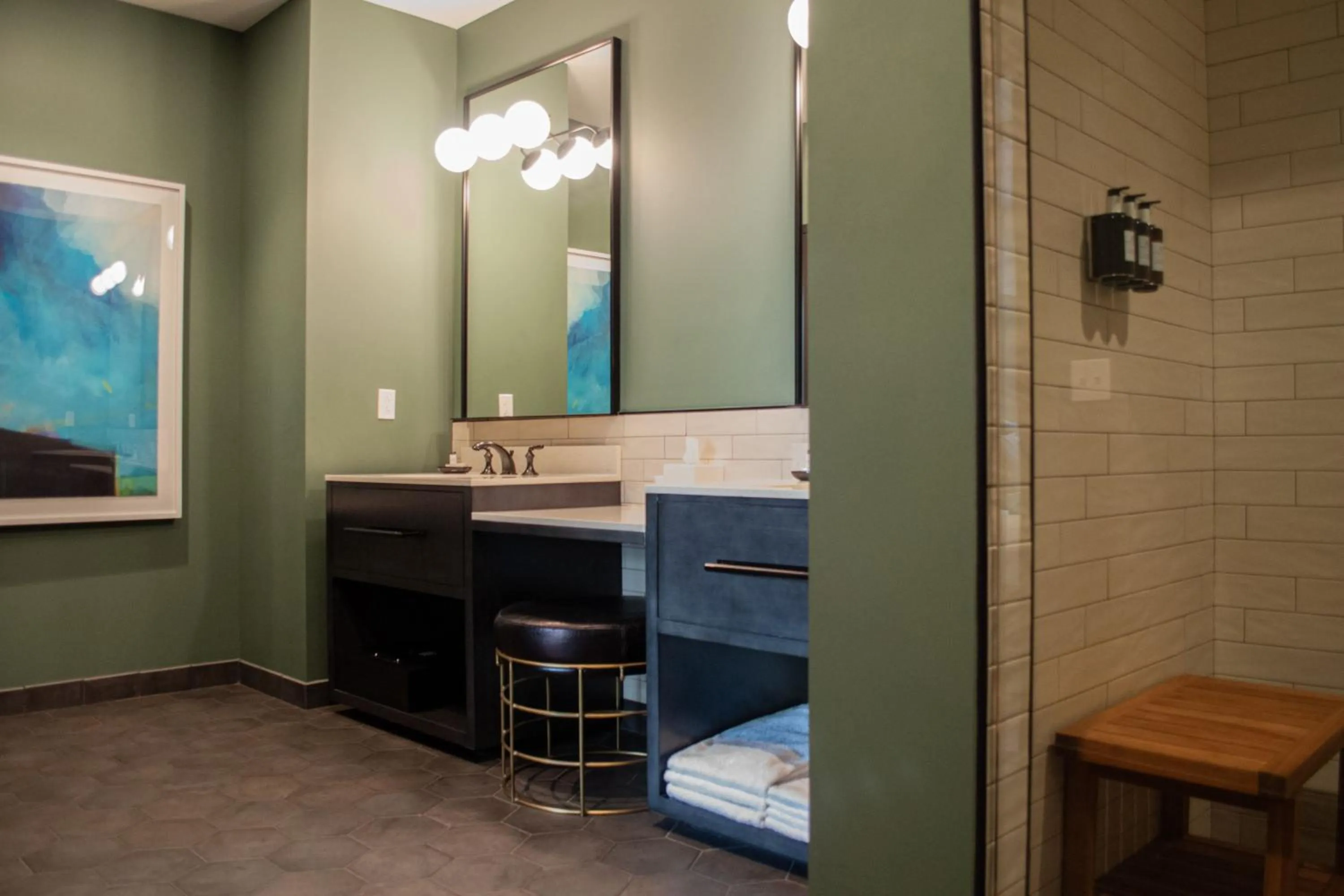 Bathroom in Cyrus Hotel, Topeka, a Tribute Portfolio Hotel