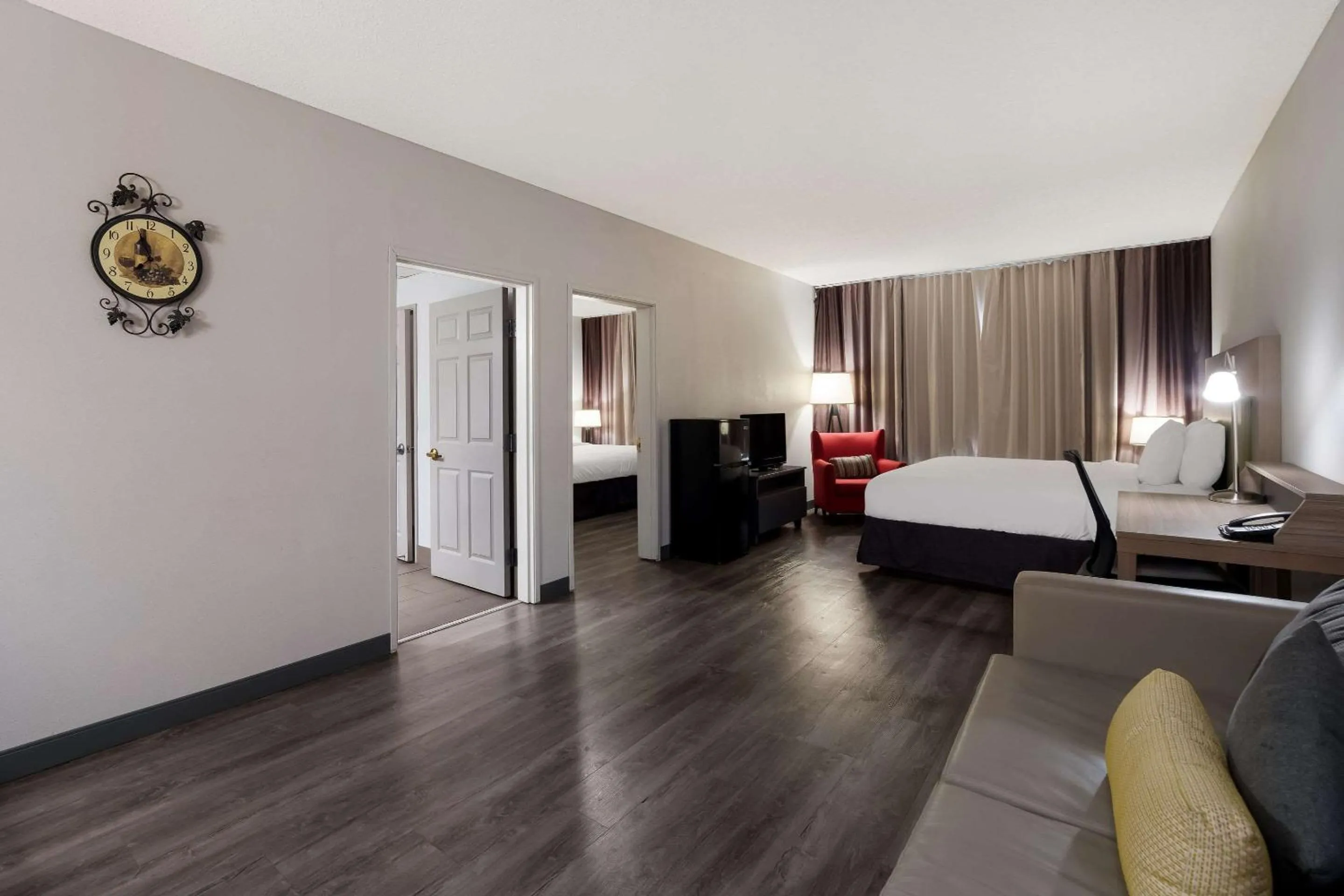 Bedroom, Bed in Country Inn & Suites by Radisson, Augusta at I-20, GA