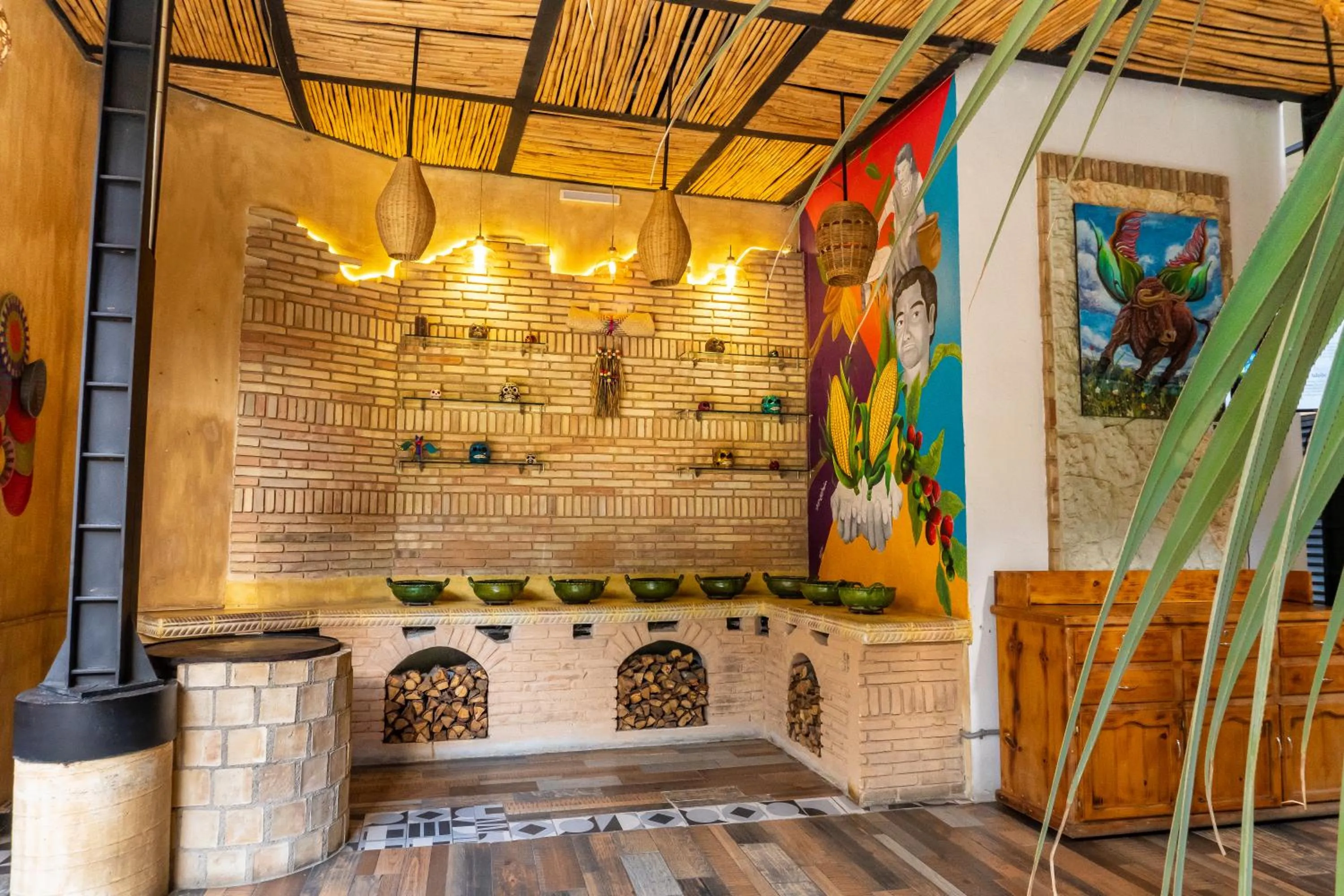 Restaurant/places to eat in Casa de Adobe Gallery & Luxury Boutique