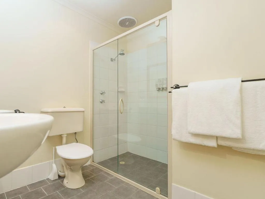 Toilet in Hotel Renmark