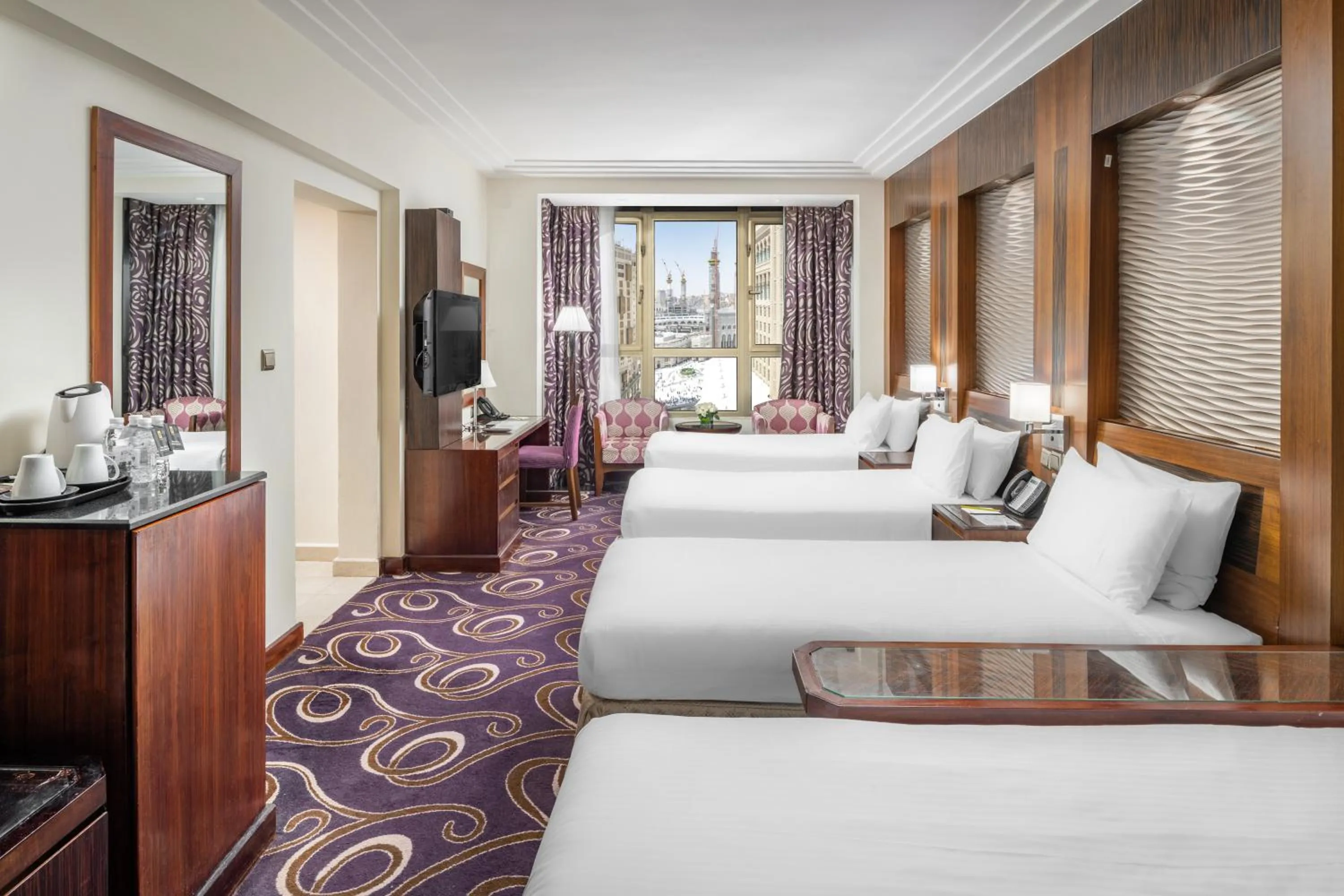 Photo of the whole room, Bed in Elaf Kinda Hotel