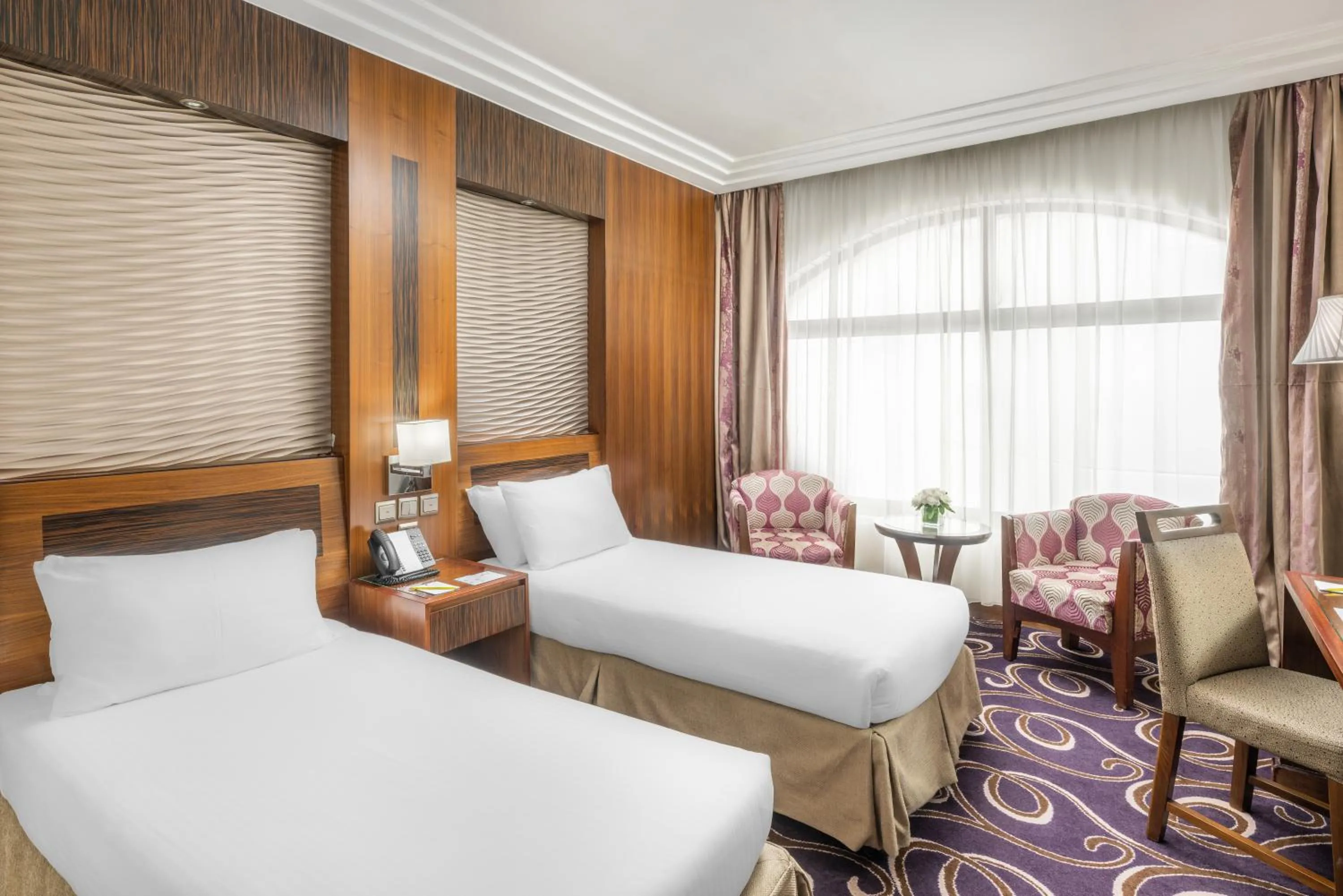 Photo of the whole room, Bed in Elaf Kinda Hotel