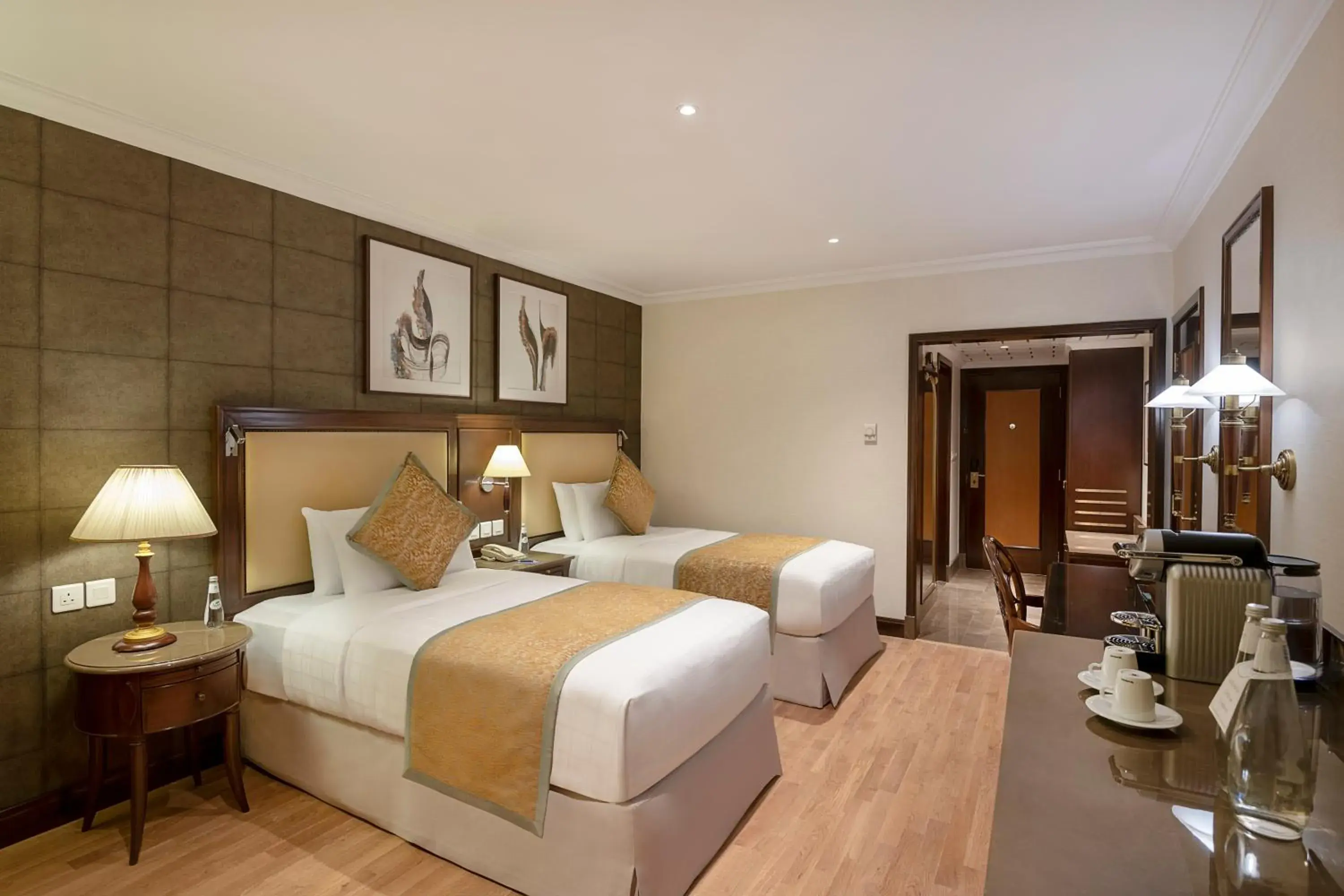 Twin Room with City View in The Oberoi Madina المدينة أوبروي Twin Room with City View in The Oberoi Madina المدينة أوبروي