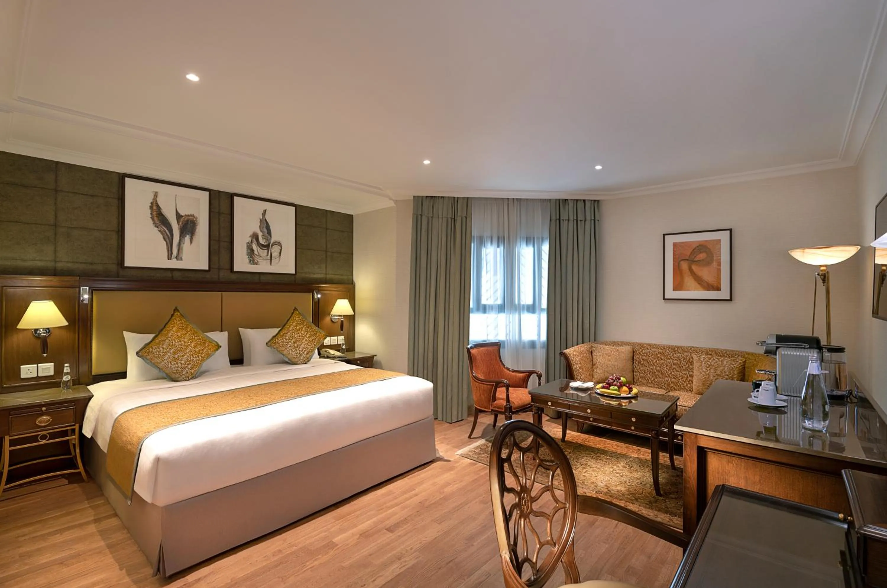 Bed in The Oberoi Madina المدينة أوبروي