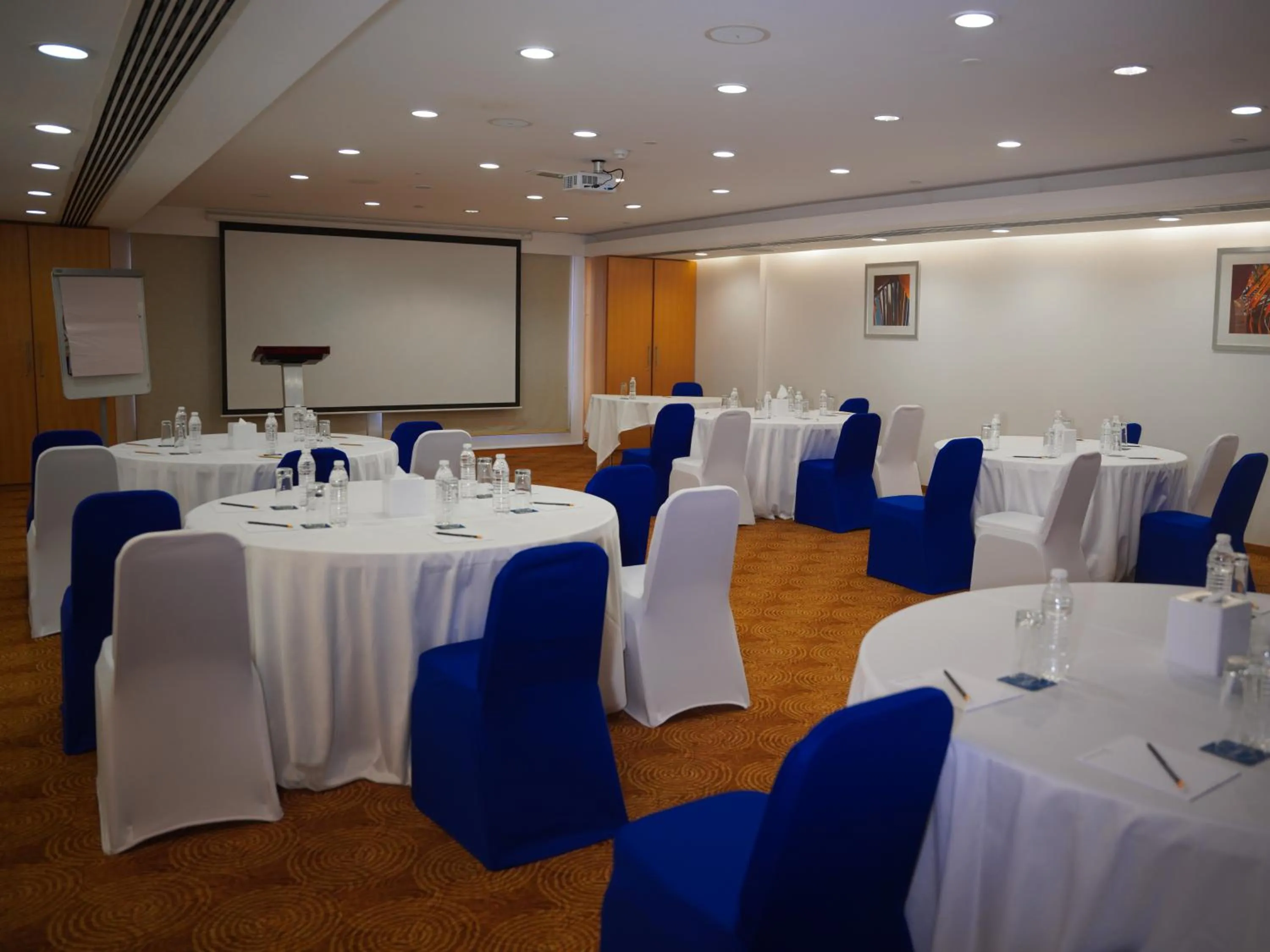 Banquet/Function facilities in Golden Tulip Muscat