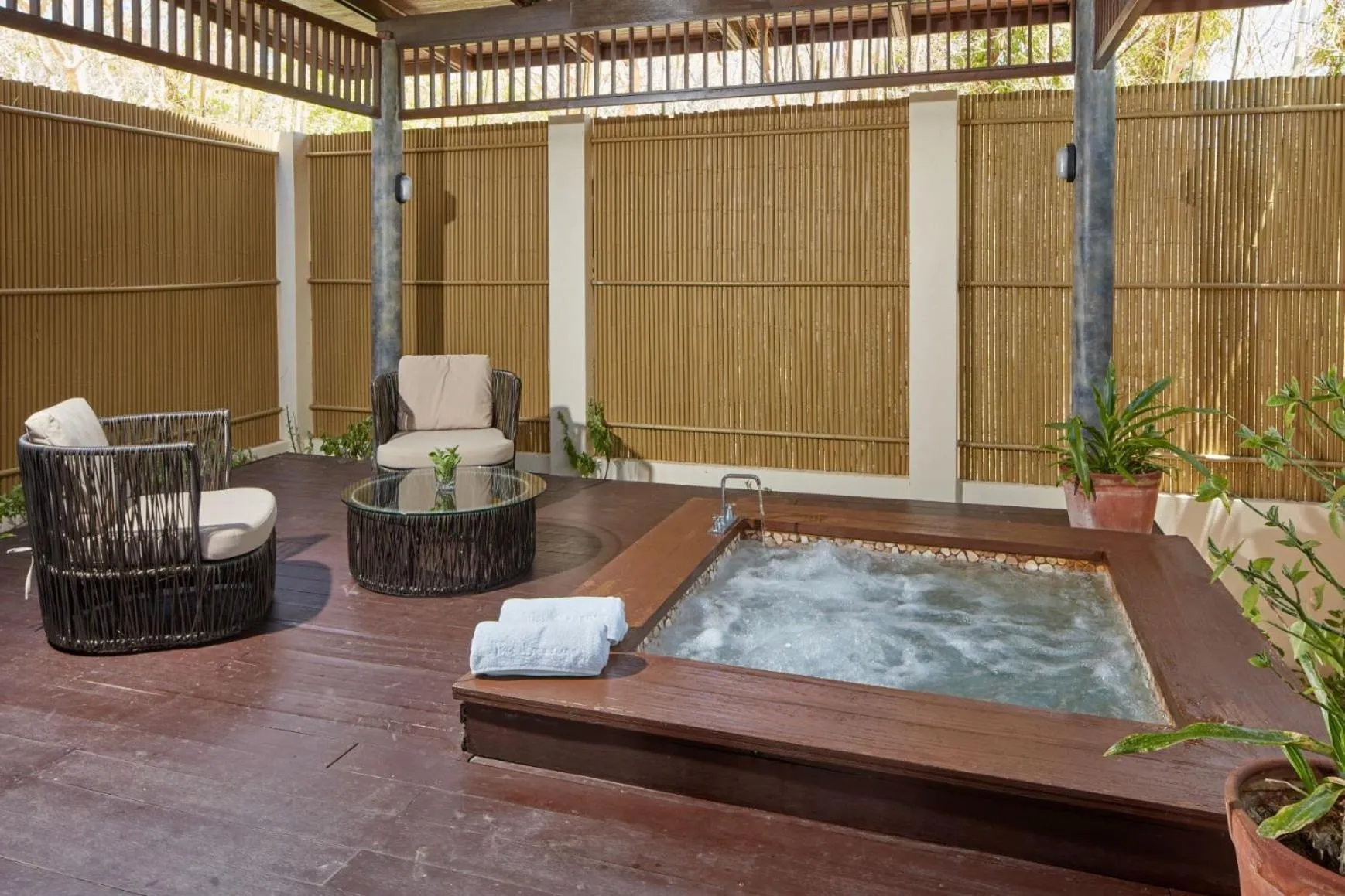 Balcony/Terrace in Two Seasons Coron Island Resort