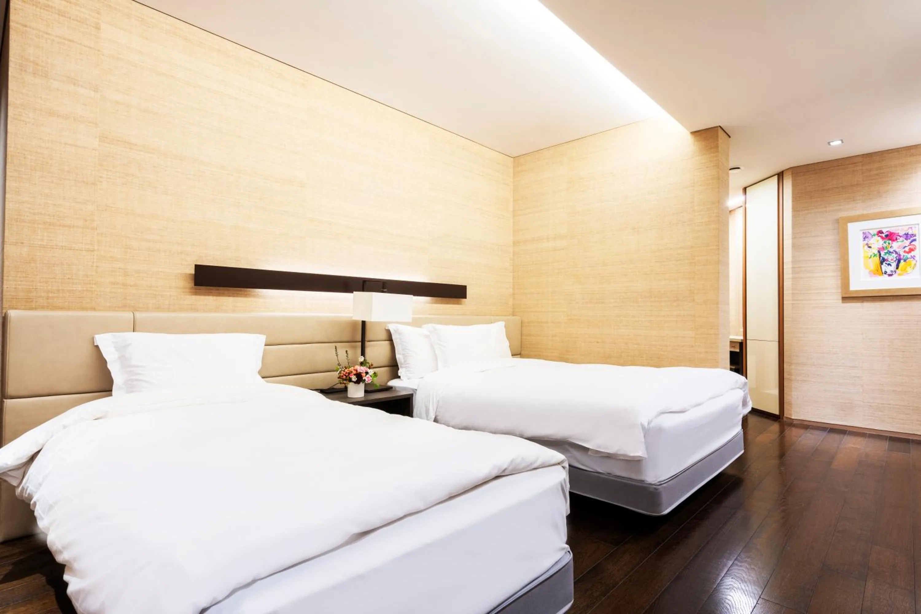 Bed in The Classic 500 Pentaz Executive Residence