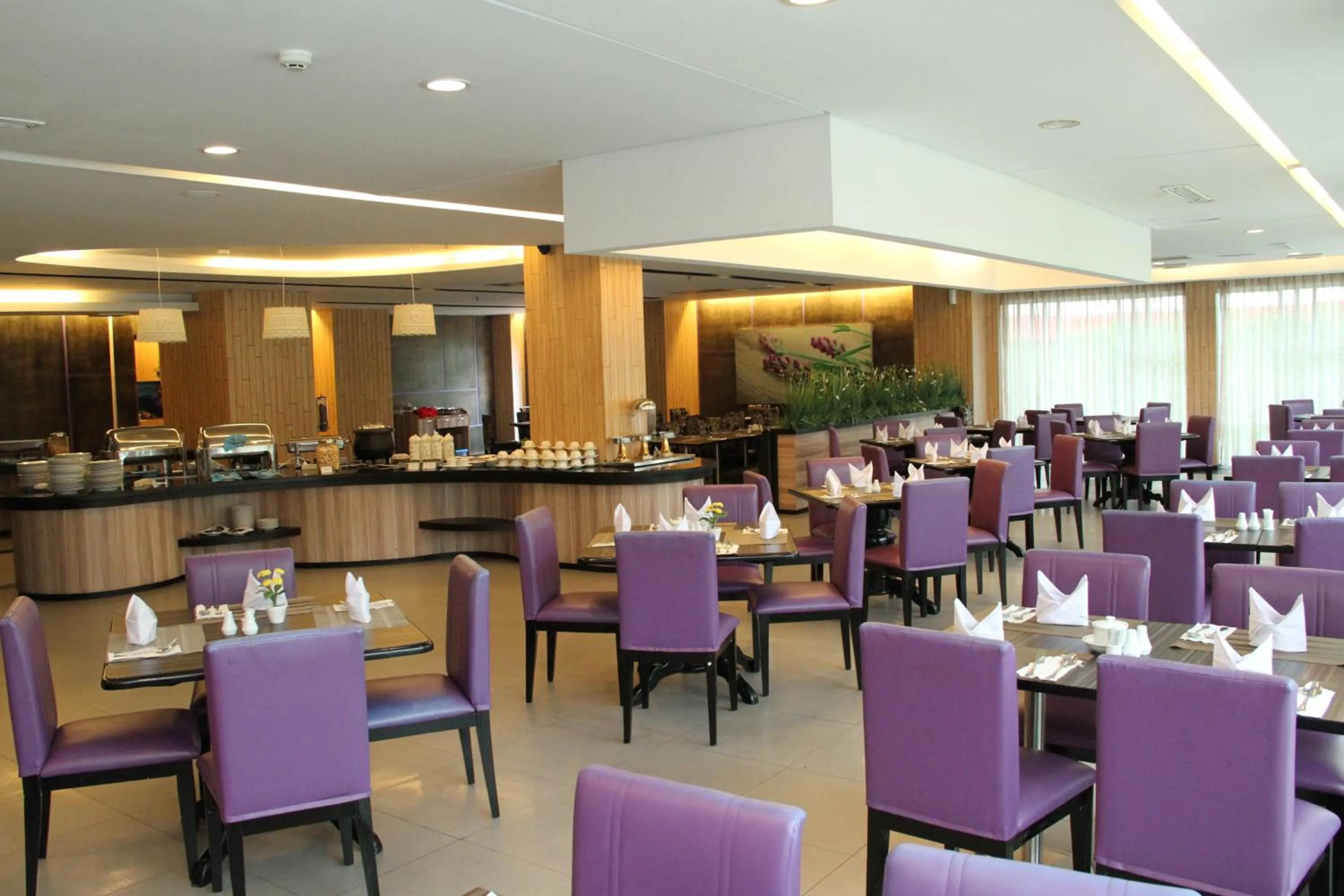 Restaurant/places to eat in Angkasa Garden Hotel