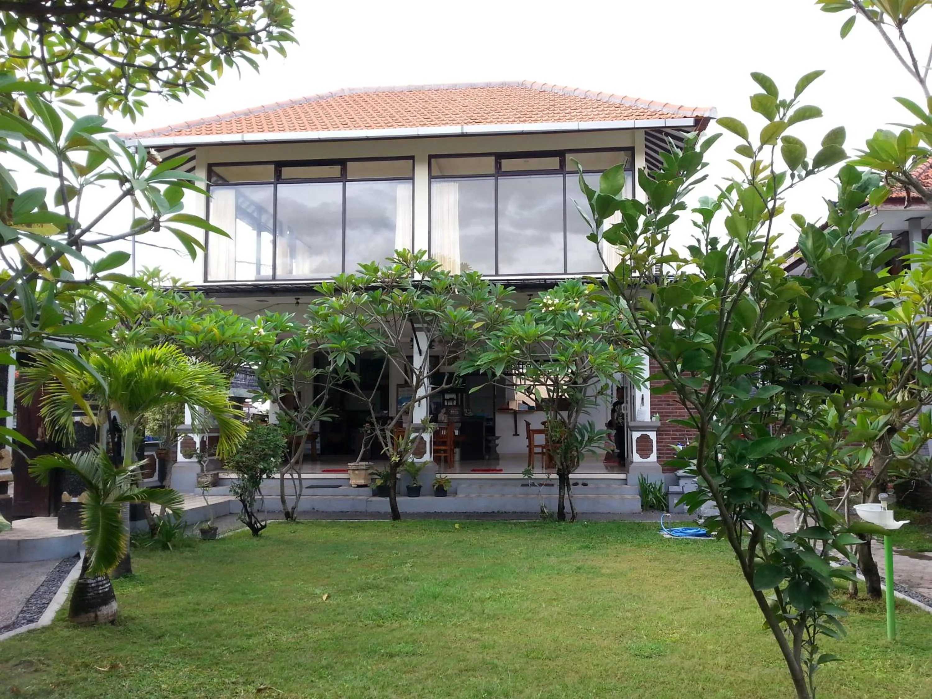 Garden in Puri Mandhara Lovina