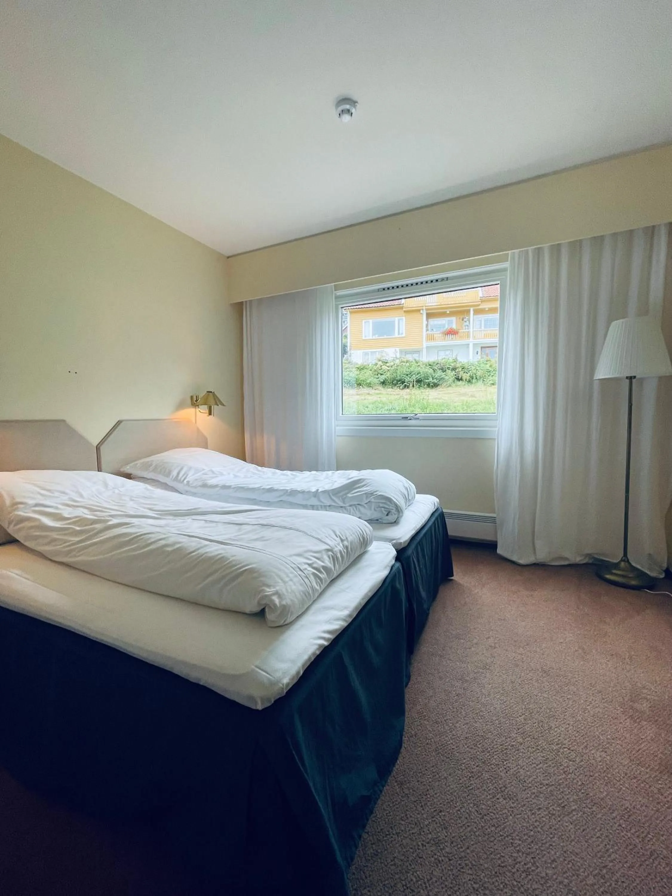 Bed in Balestrand Hotel