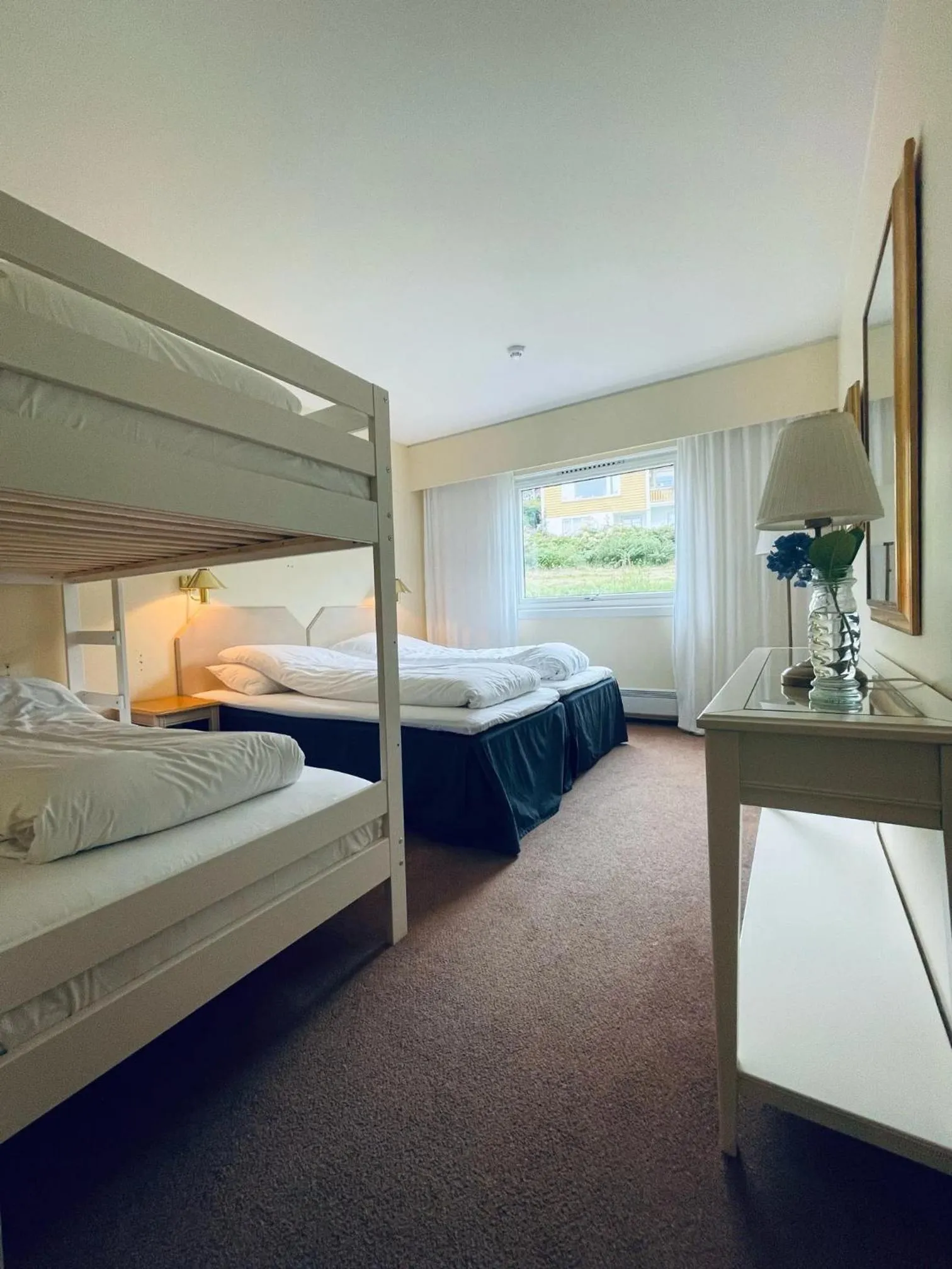 Bed in Balestrand Hotel