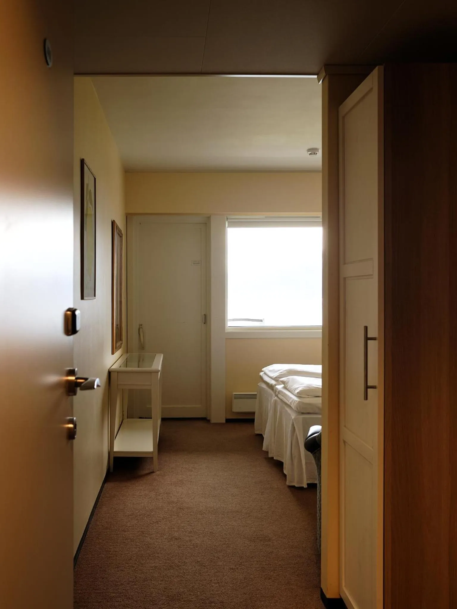 Bedroom, Bed in Balestrand Hotel