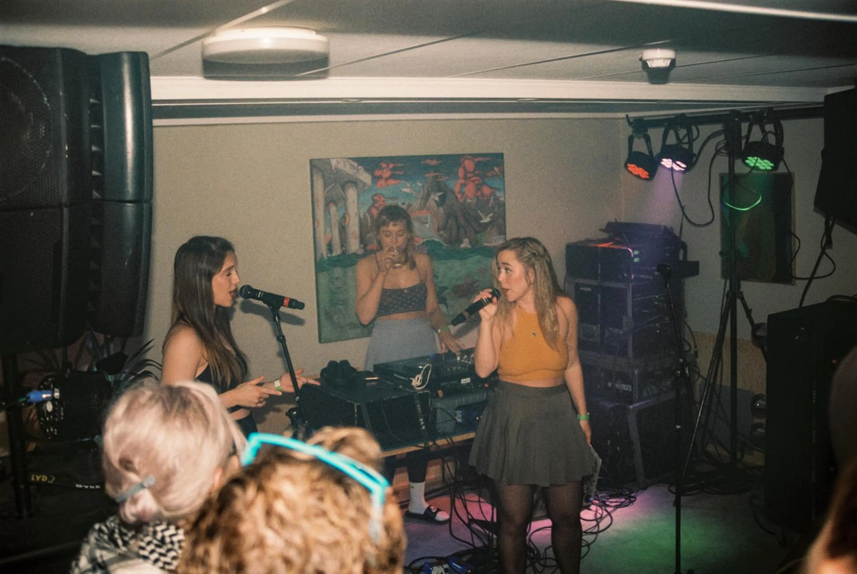 Evening entertainment in Balestrand Hotel