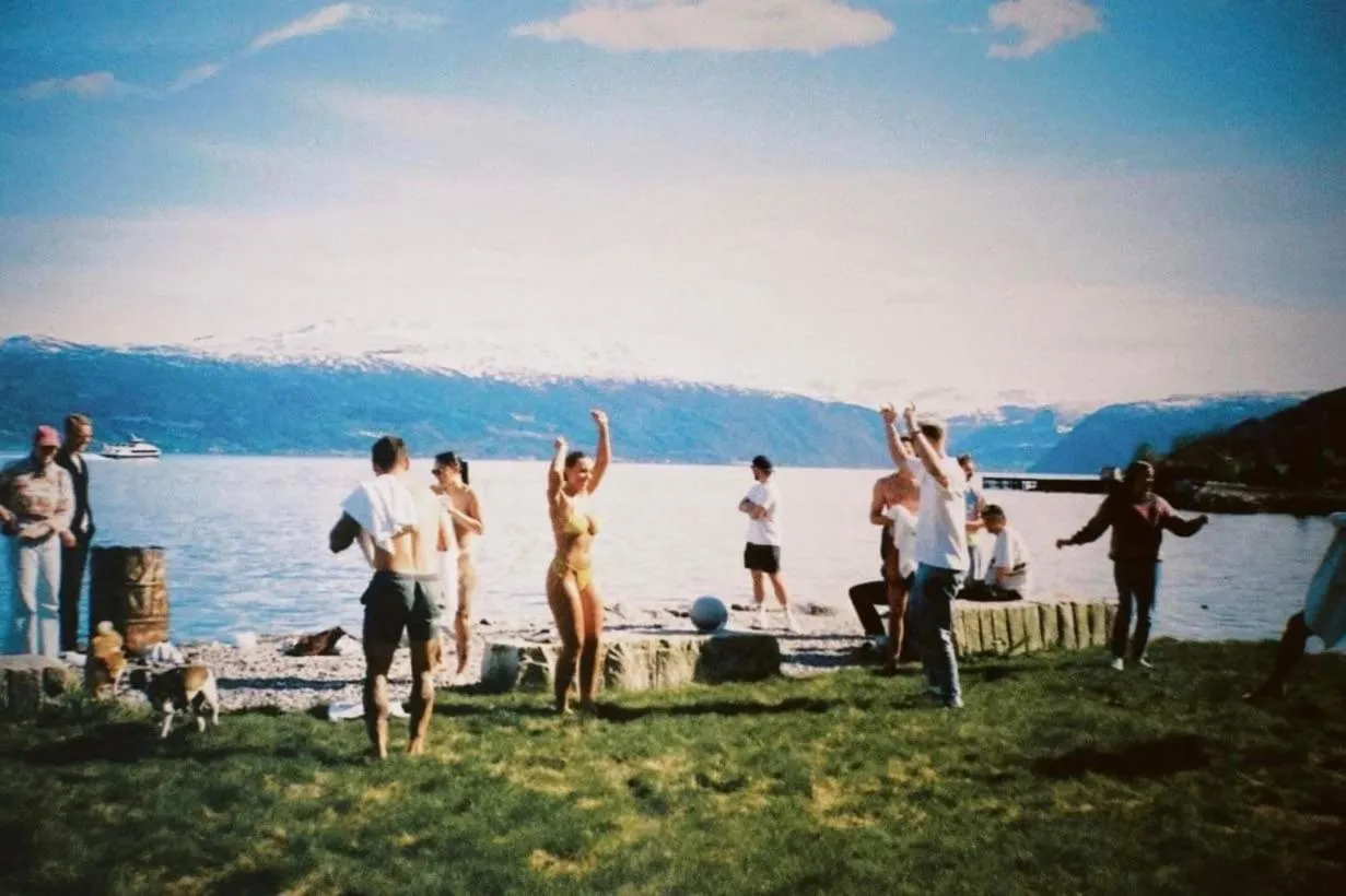 People in Balestrand Hotel