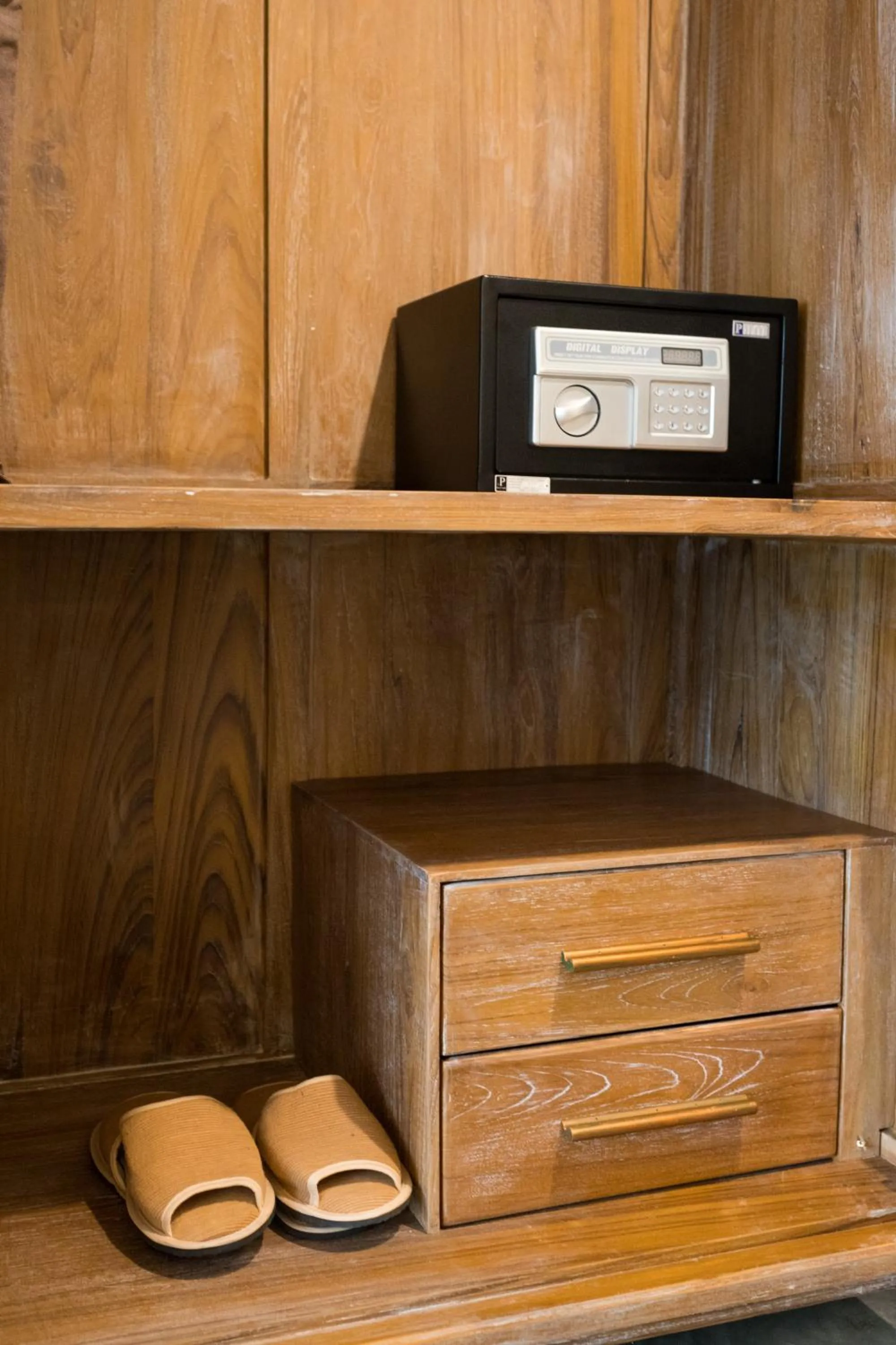 Area and facilities, TV/Entertainment Center in Nampiangdin Boutique Hotel