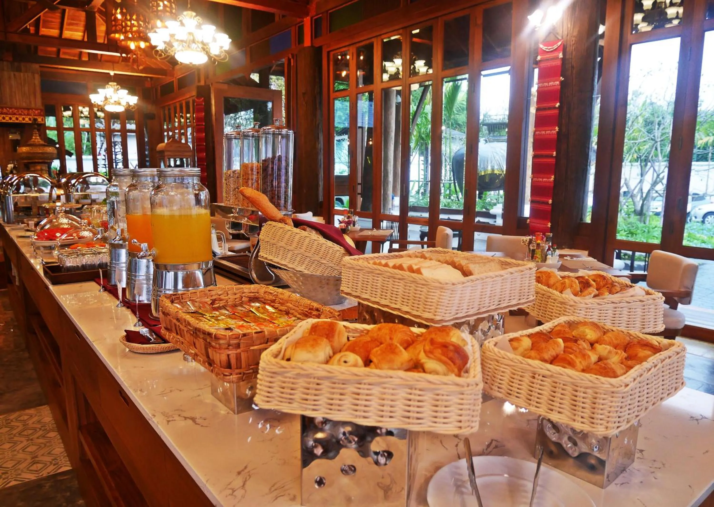 Buffet breakfast in Nampiangdin Boutique Hotel