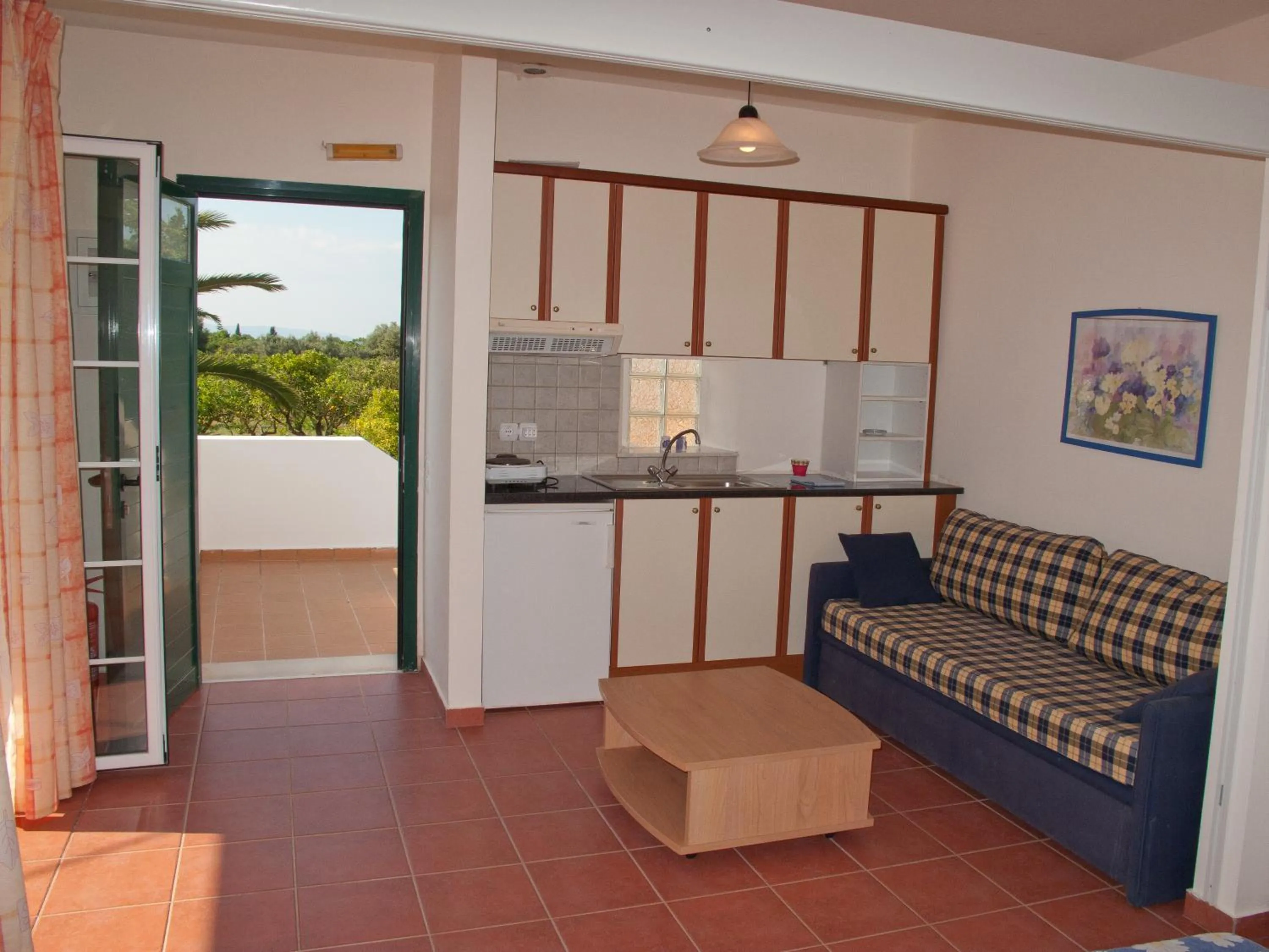 Kitchen or kitchenette in Inglessata Rose