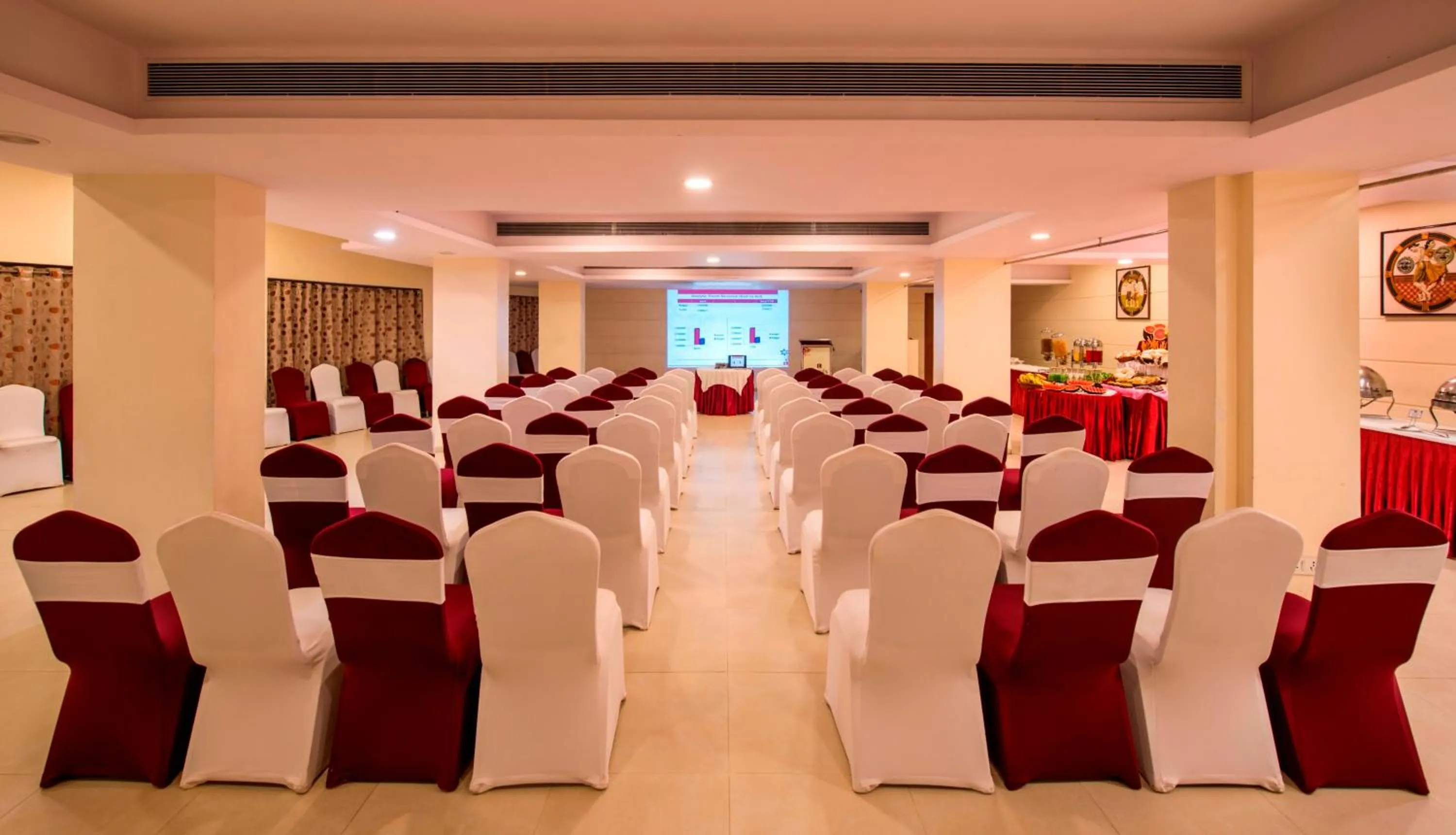 Meeting/conference room in Lords Inn Vadodara