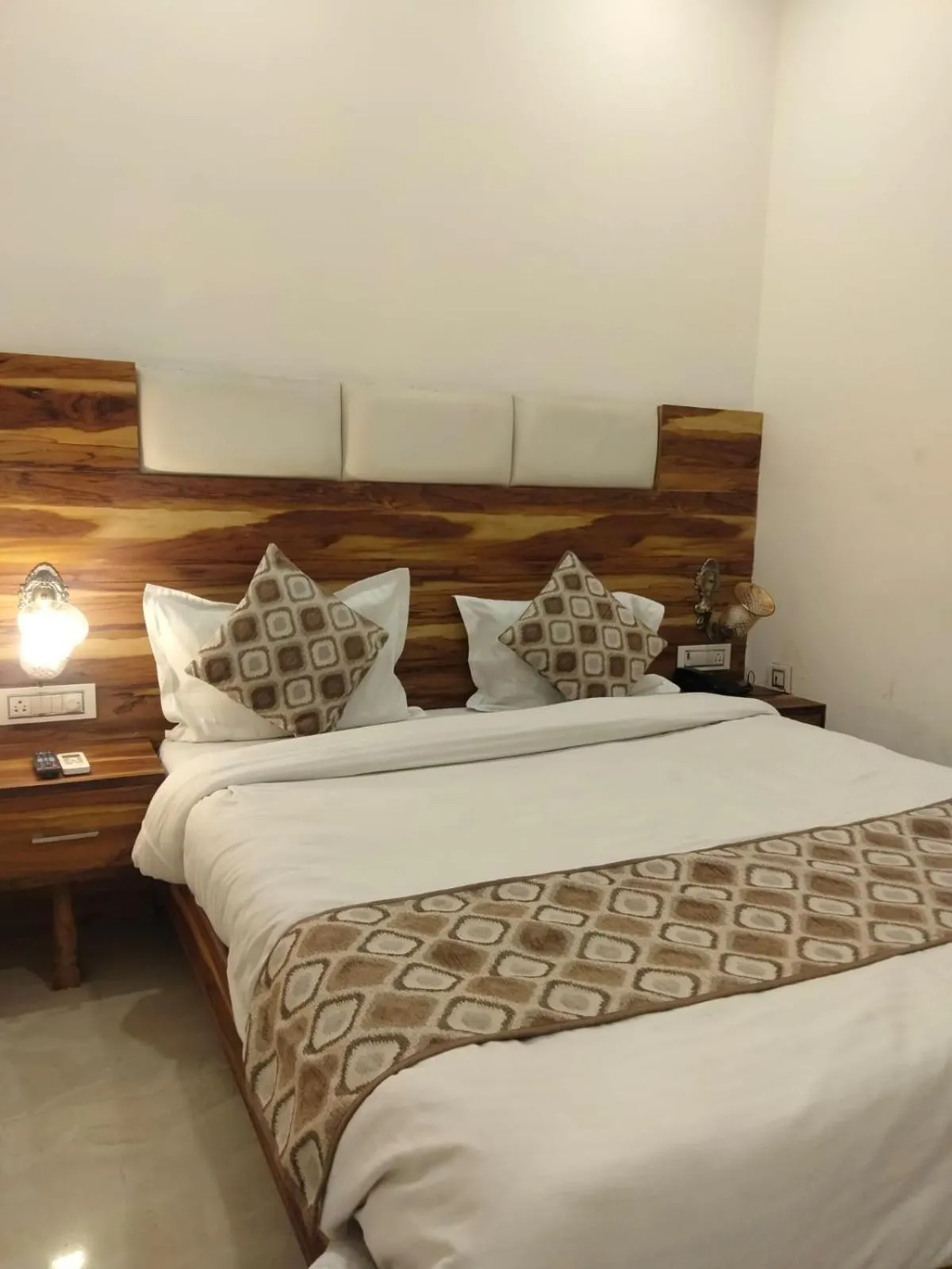 Bed in Hotel D Plaza