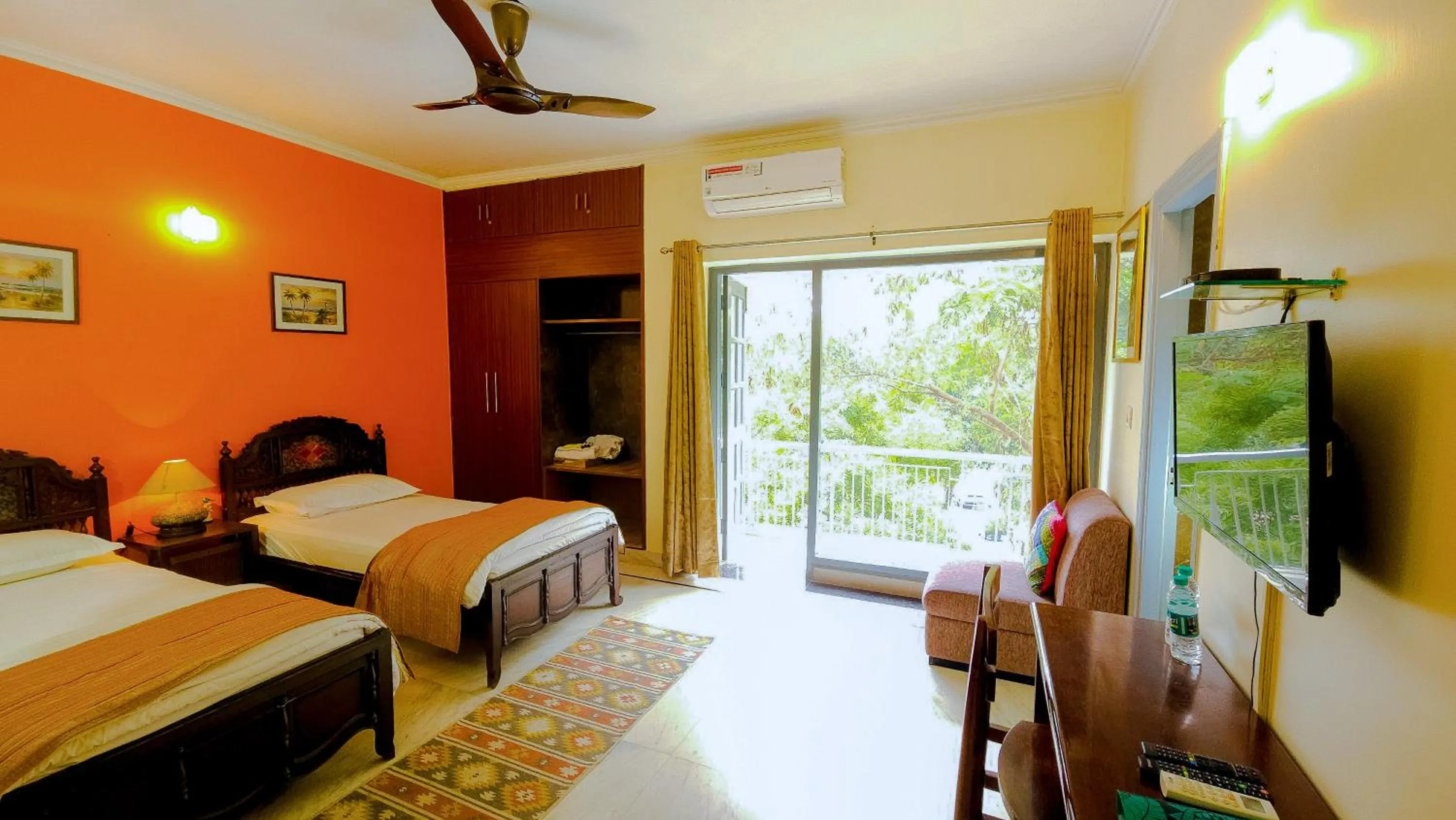 Bed in Prakash Kutir B&B