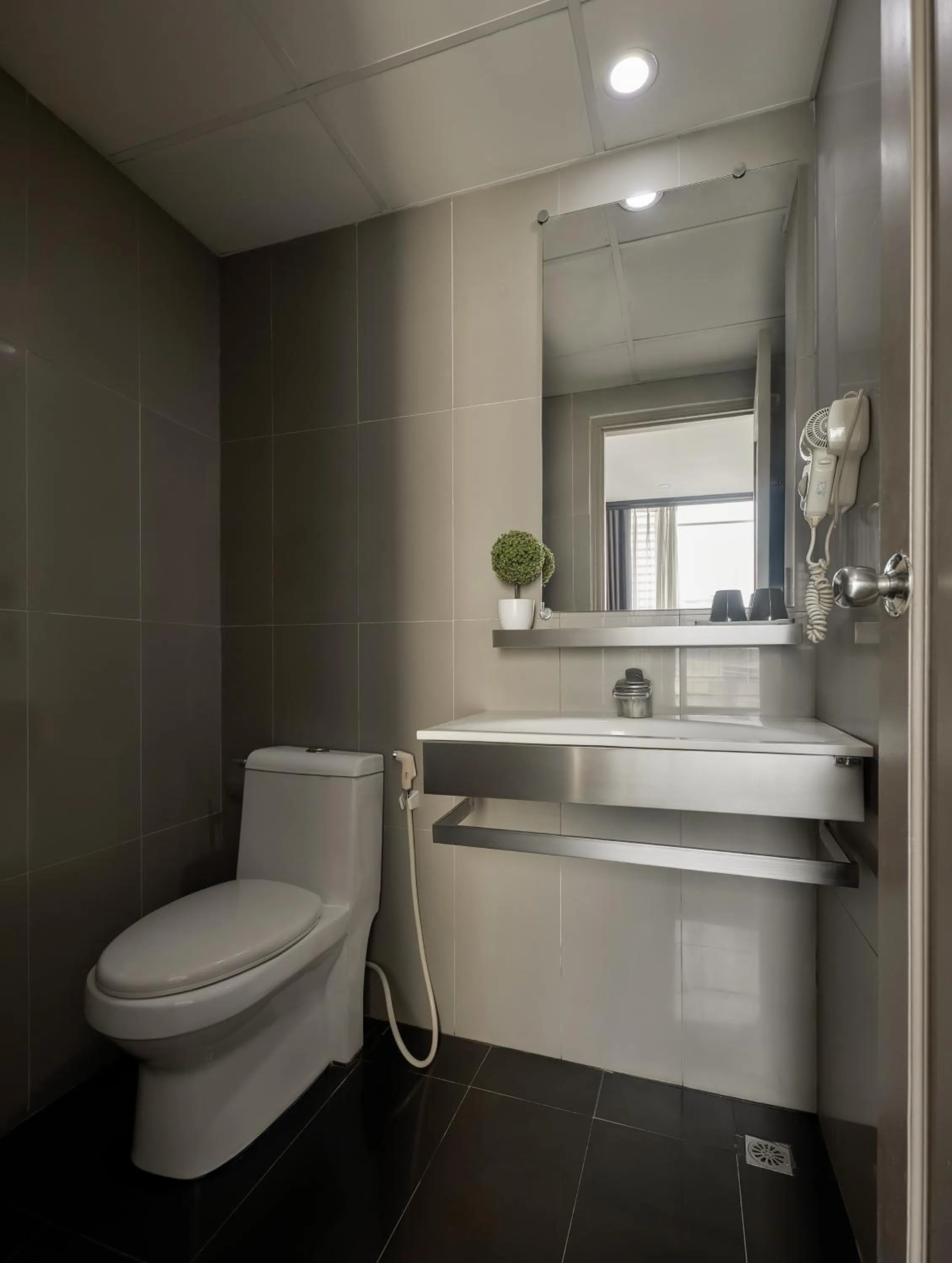 The One Premium Hotel