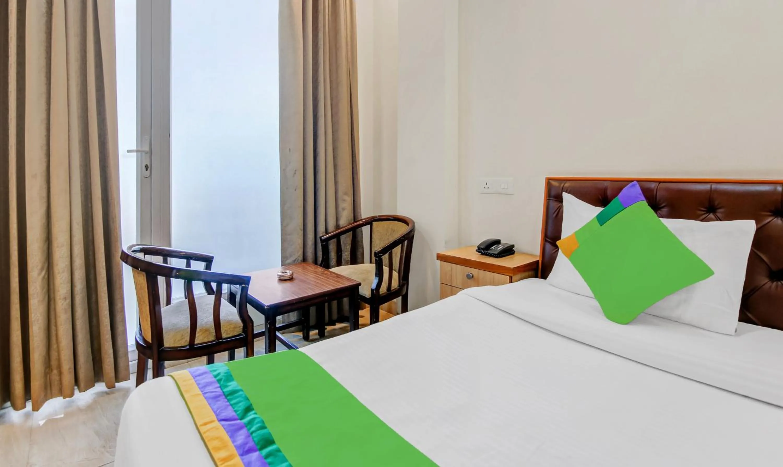 Bedroom, Bed in Treebo Sai Village Gold Souk - Sec 43