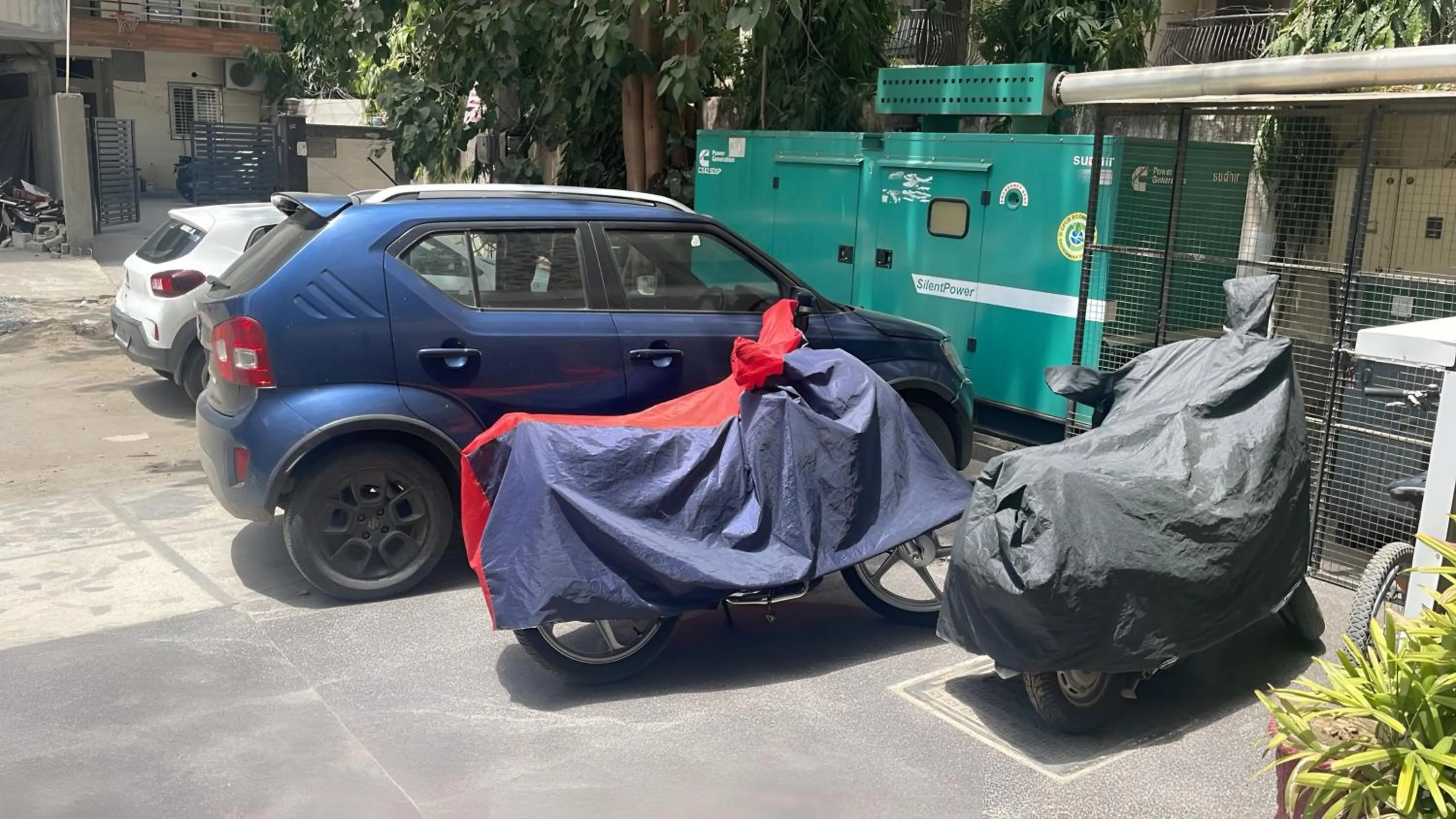 Parking in Treebo Sai Village Gold Souk - Sec 43