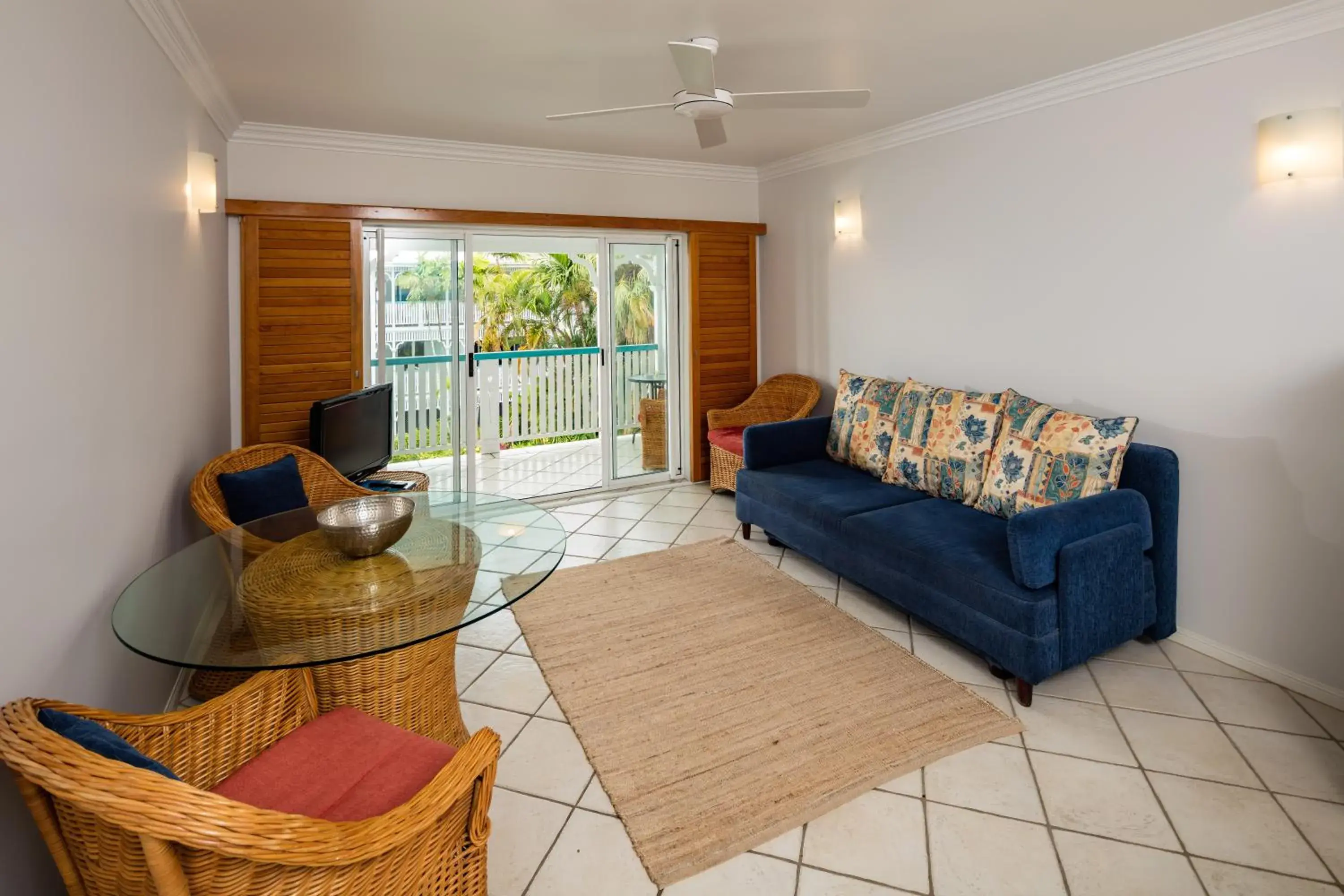 One-Bedroom Apartment in City Terraces Cairns One-Bedroom Apartment in City Terraces Cairns