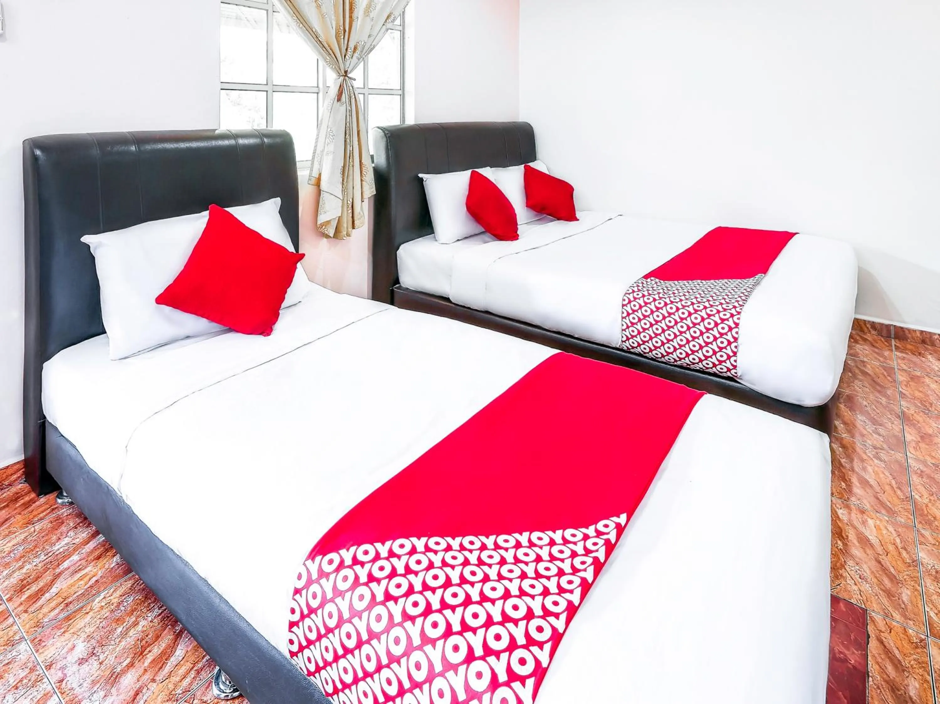 Bedroom, Bed in D' Anjung Inn