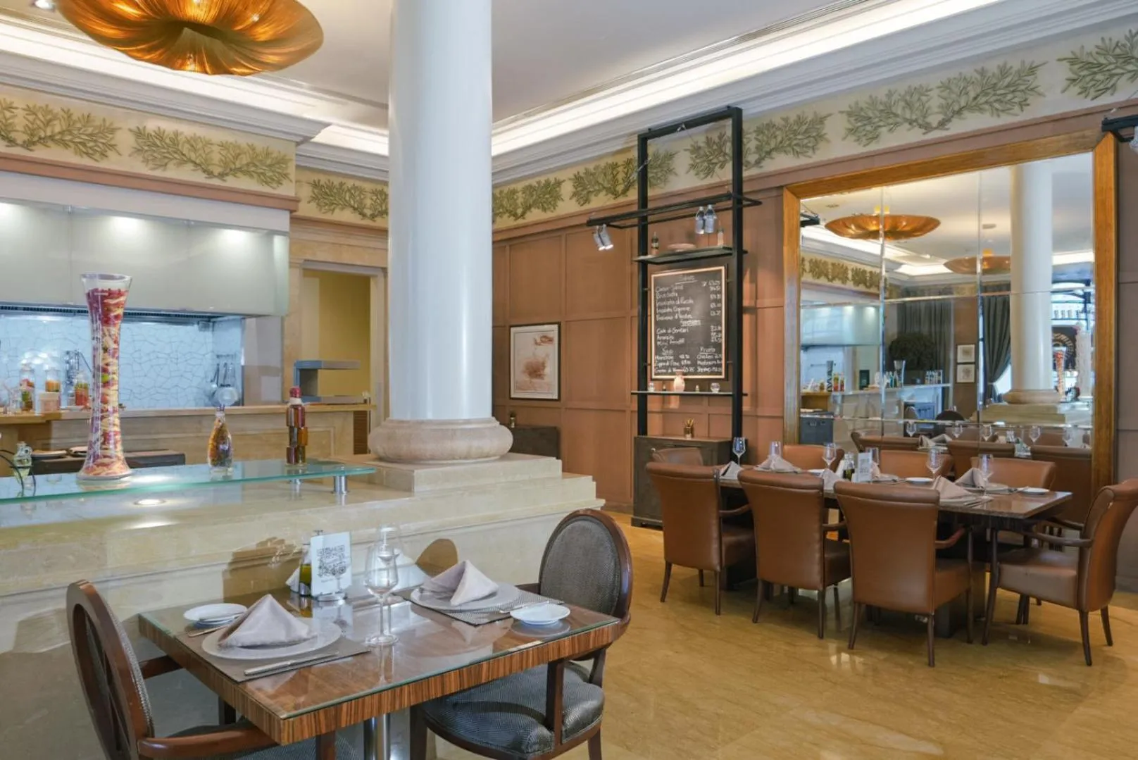 Restaurant/places to eat in Sheraton Dammam Hotel & Convention Centre