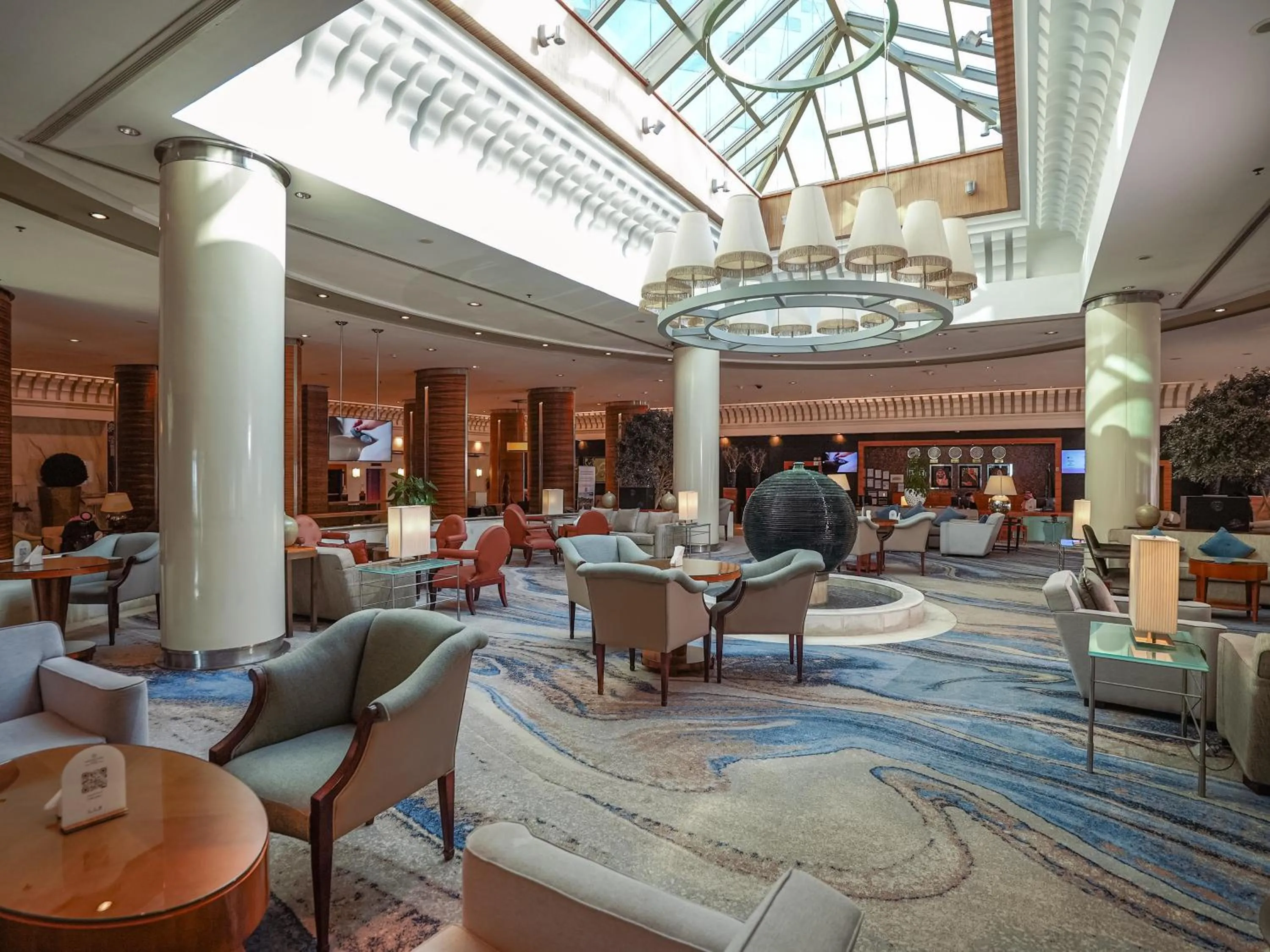 Lobby or reception in Sheraton Dammam Hotel & Convention Centre