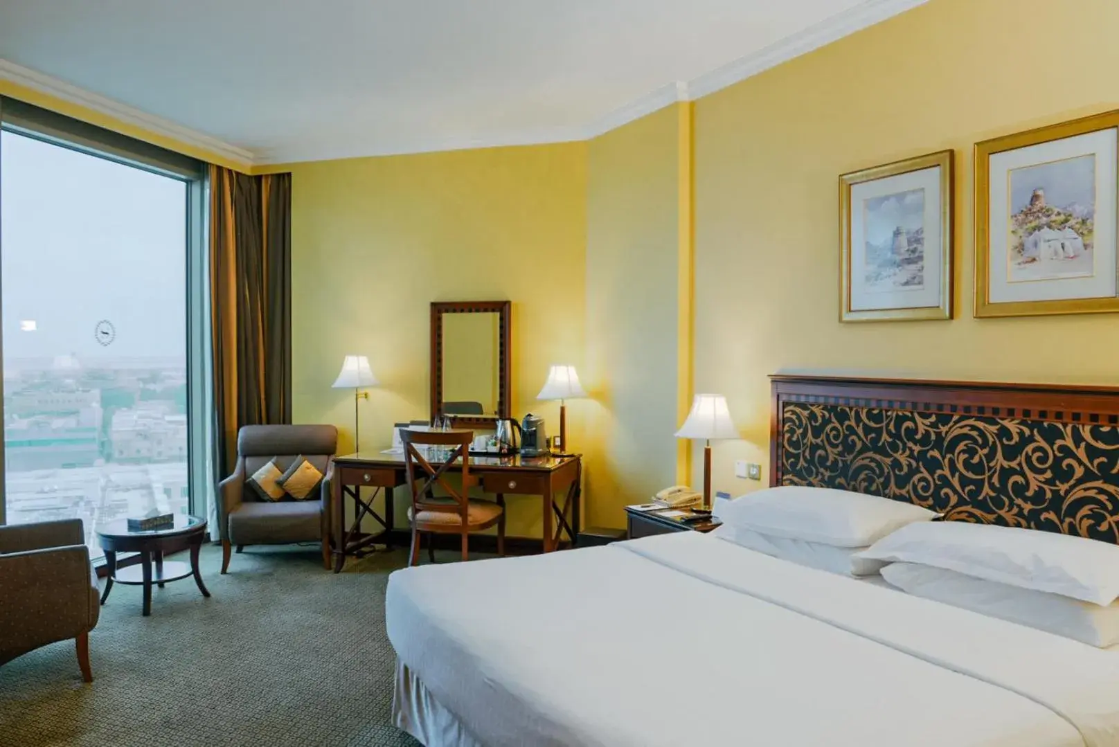 Classic Room, Guest room, 1 King, City view, Low floor in Sheraton Dammam Hotel & Convention Centre Classic Room, Guest room, 1 King, City view, Low floor in Sheraton Dammam Hotel & Convention Centre