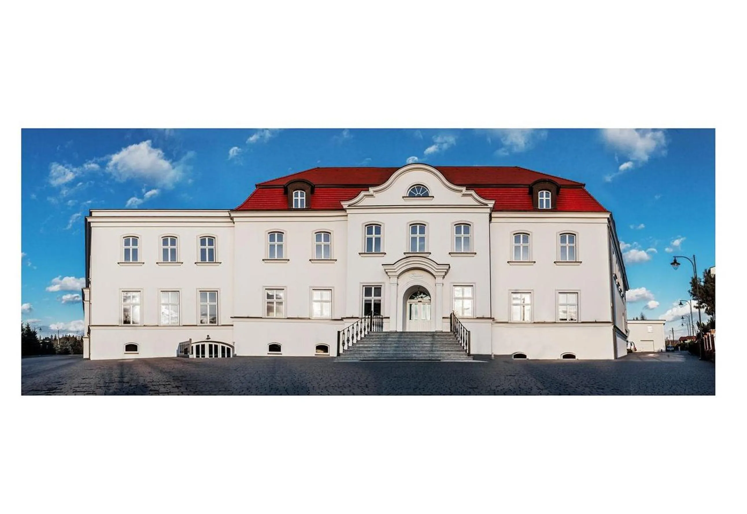 Property building in Palazzo Adler Swarzędz