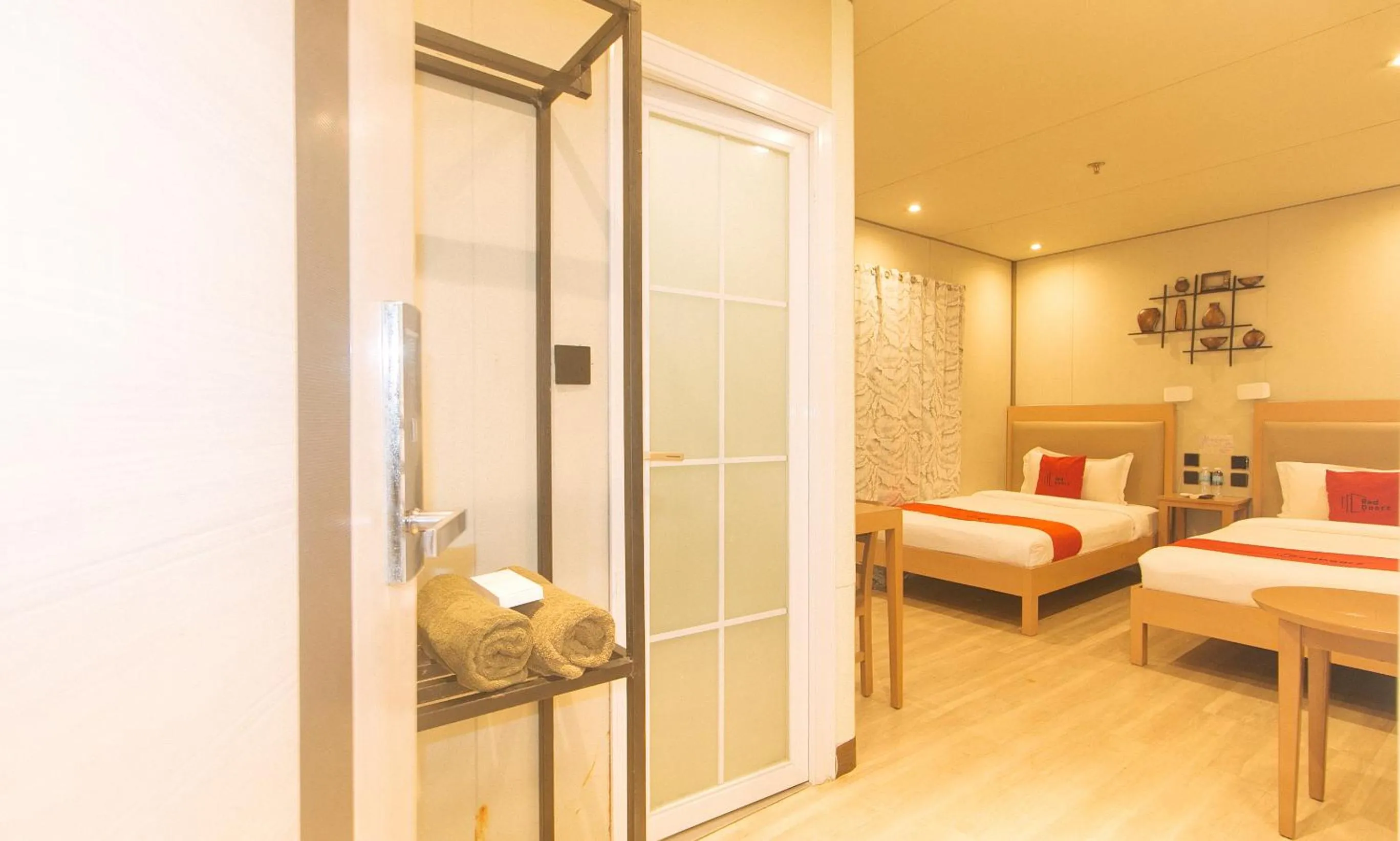 Bedroom, Bed in RedDoorz Plus @ AS Fortuna Cebu