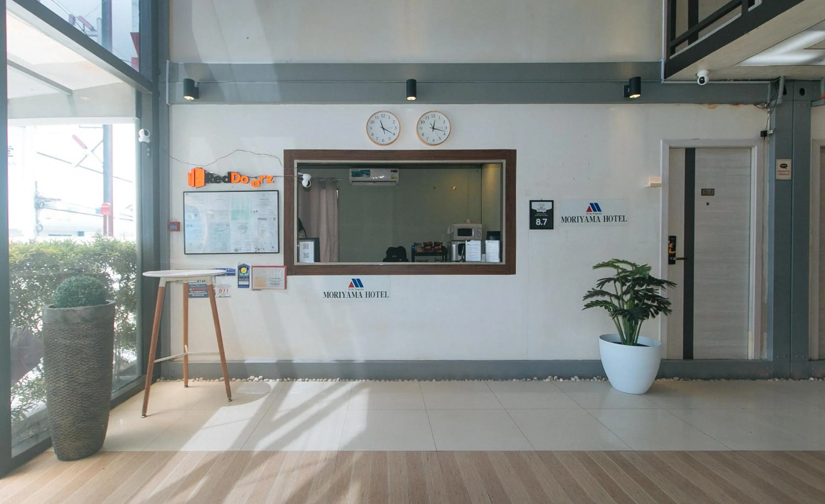 Lobby or reception in RedDoorz Plus @ AS Fortuna Cebu