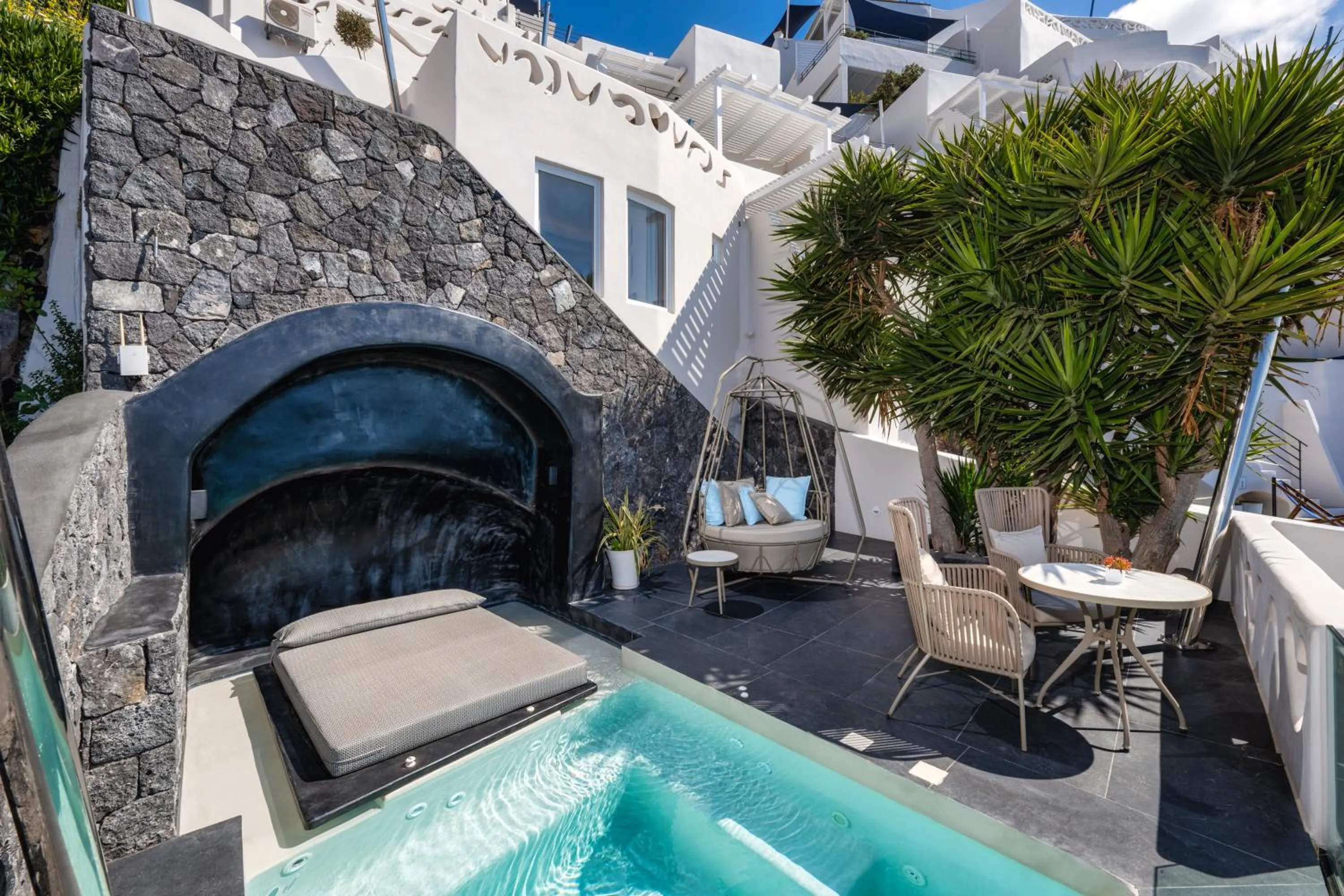 Property building in Athina Luxury Suites