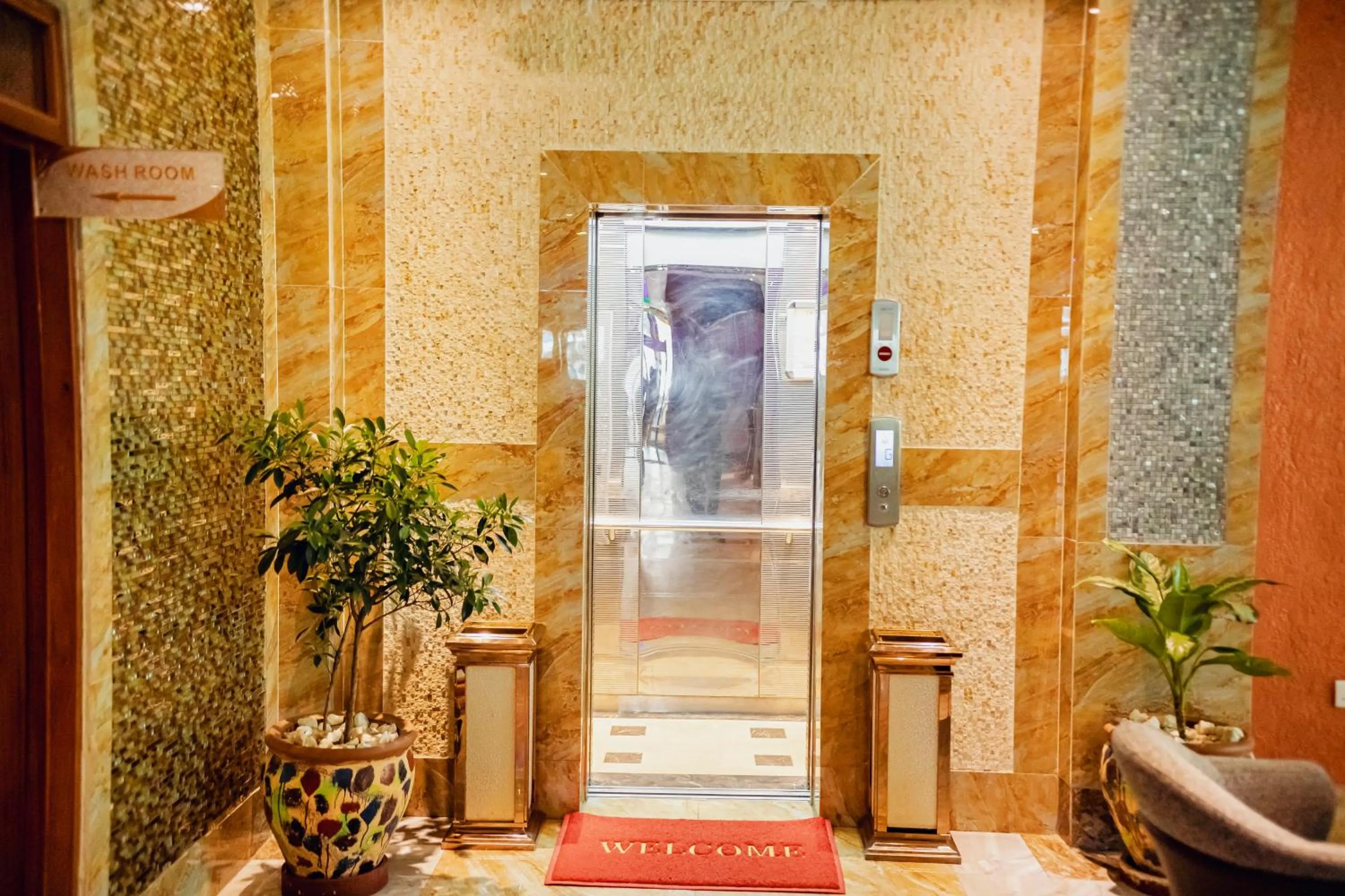 Lobby or reception in Tiffany Diamond Hotels LTD - Makunganya