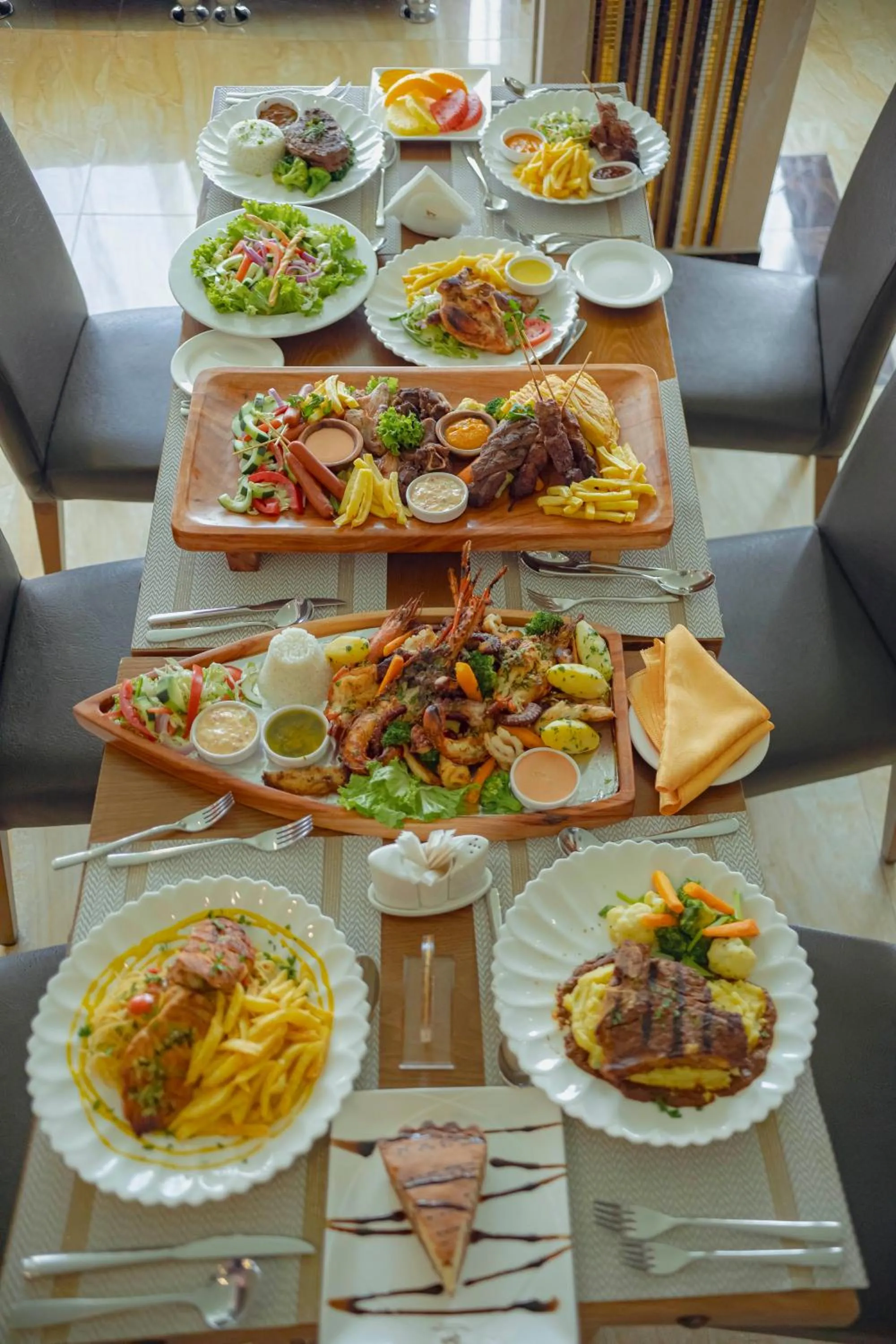 Tiffany Diamond Hotels LTD - Makunganya