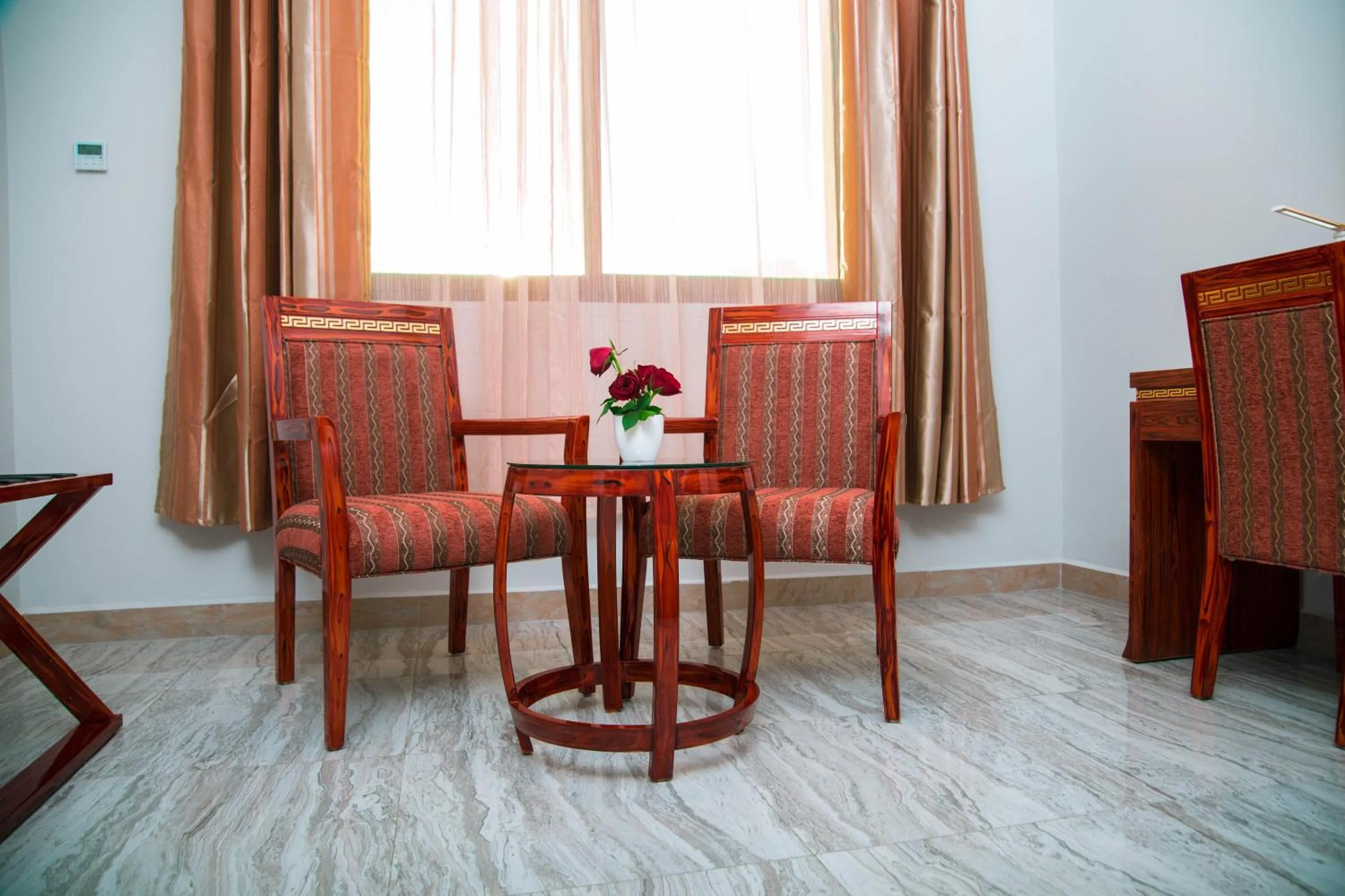 Area and facilities in Tiffany Diamond Hotels LTD - Makunganya