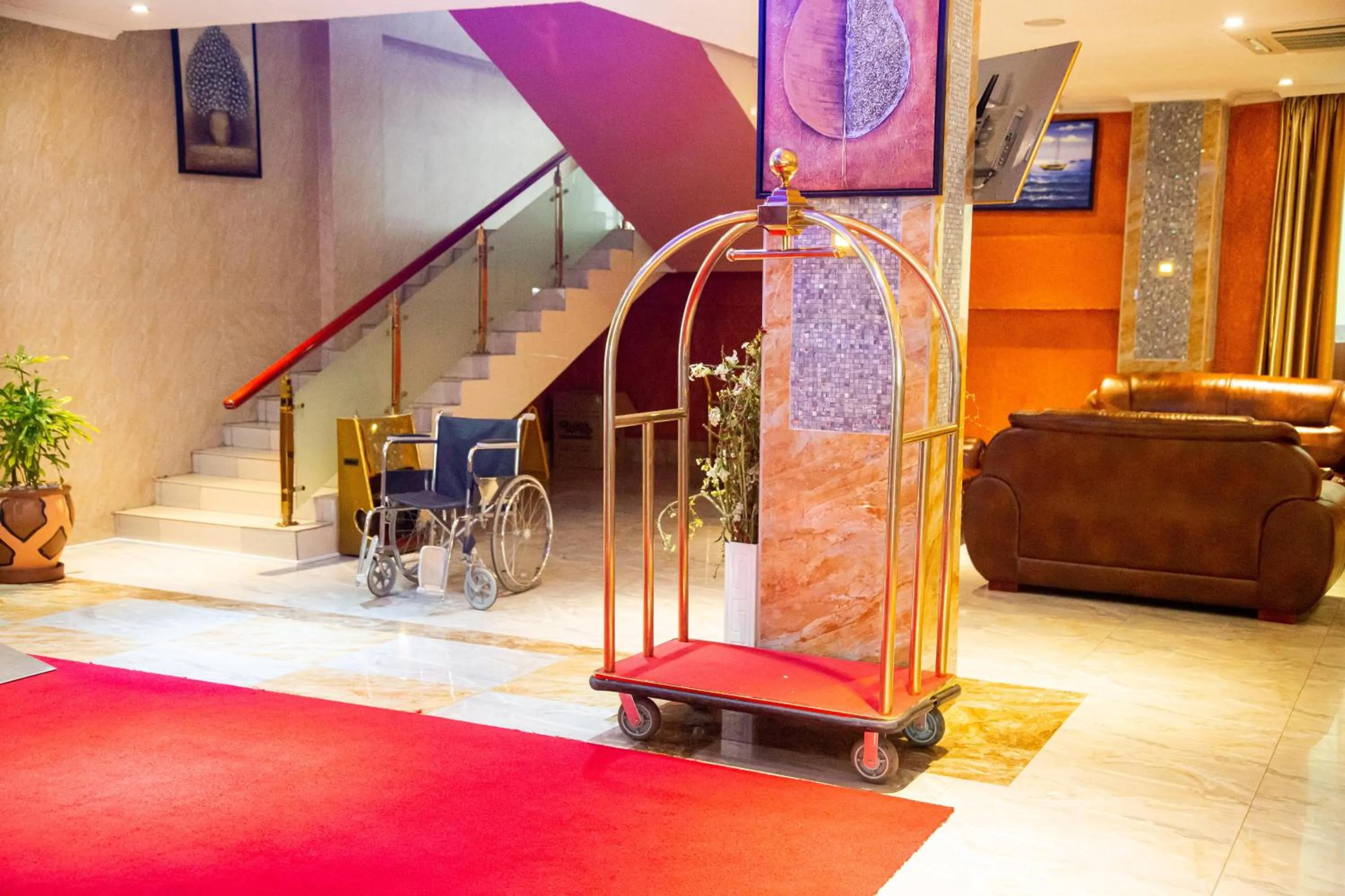 Tiffany Diamond Hotels LTD - Makunganya