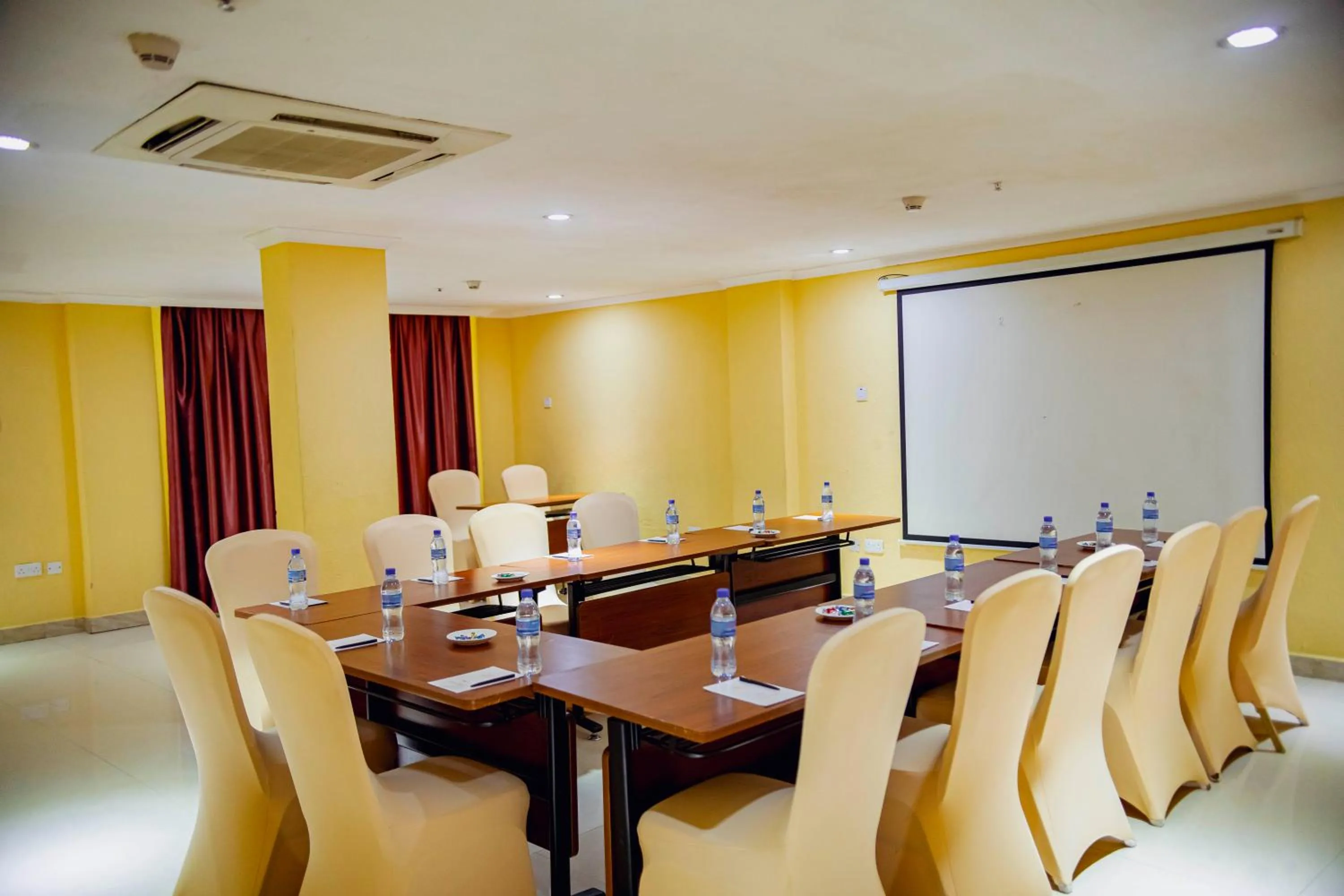 Tiffany Diamond Hotels LTD - Makunganya