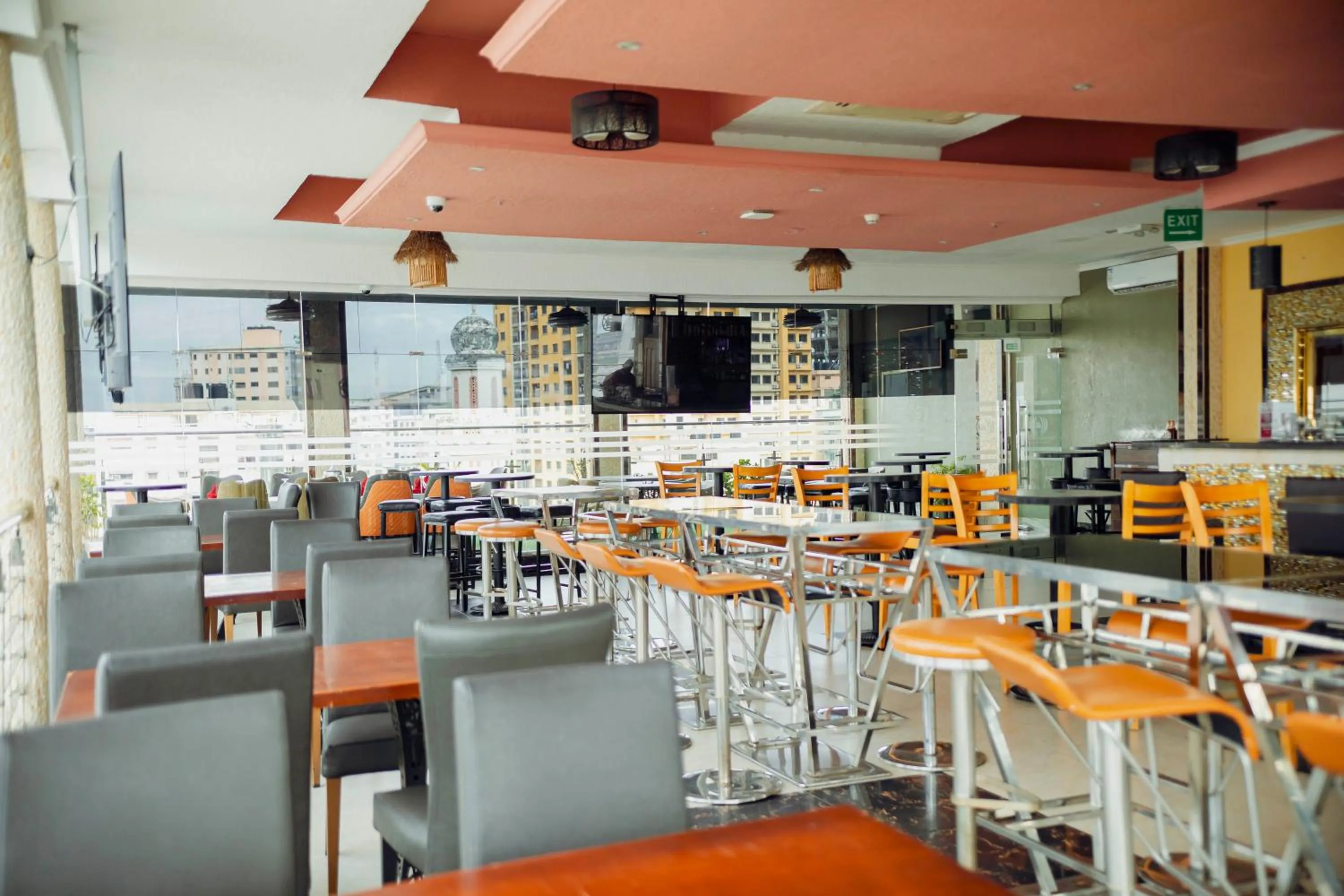 Restaurant/places to eat in Tiffany Diamond Hotels LTD - Makunganya