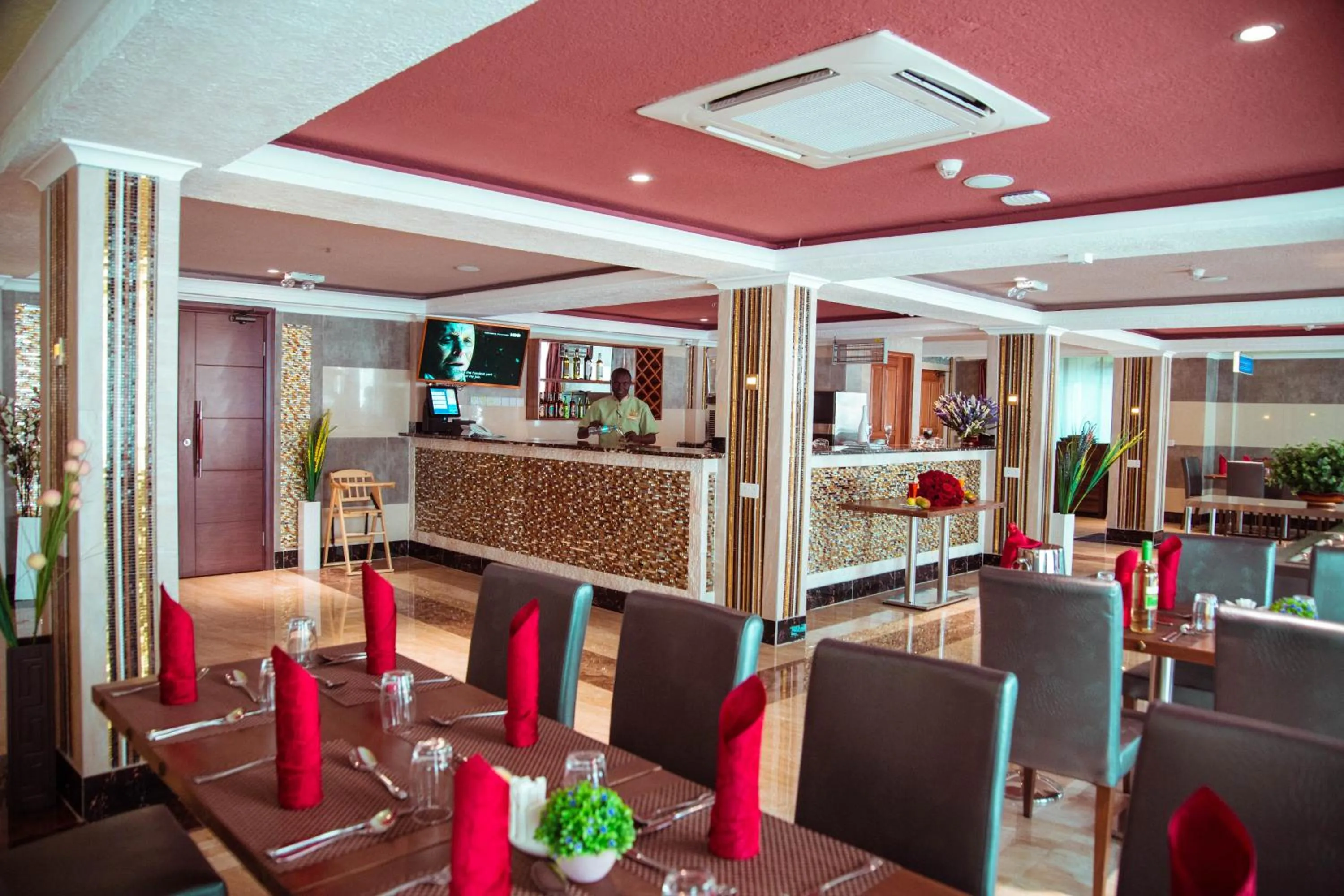 Restaurant/places to eat in Tiffany Diamond Hotels LTD - Makunganya