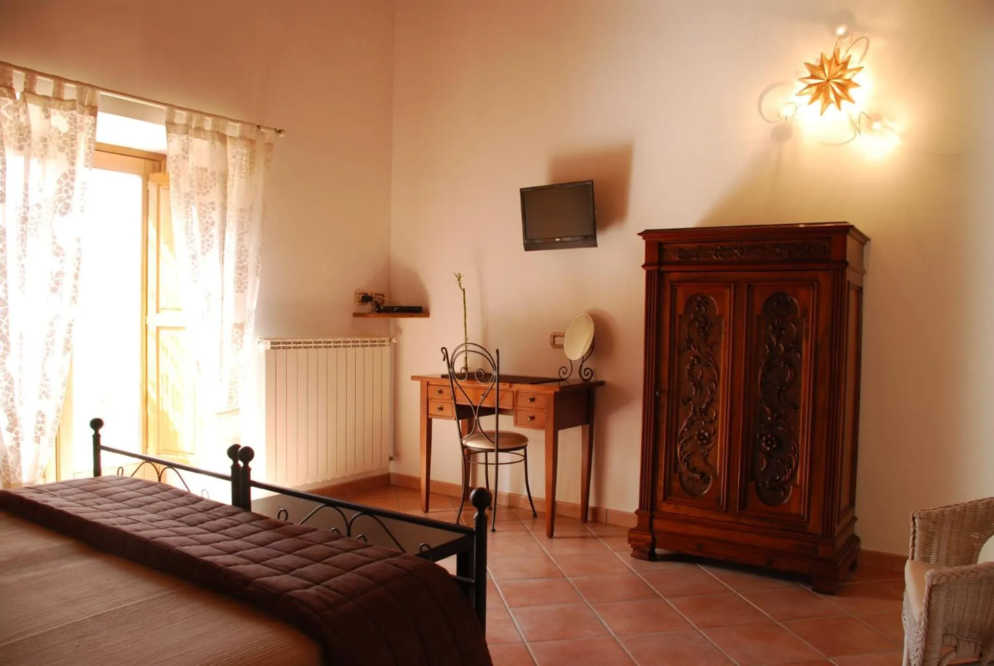 TV and multimedia, Bed in B&B Beata Solitudo