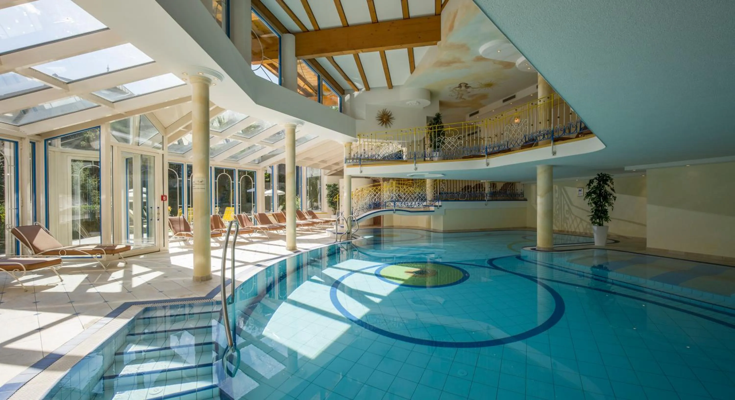 Day in Hotel Neue Post