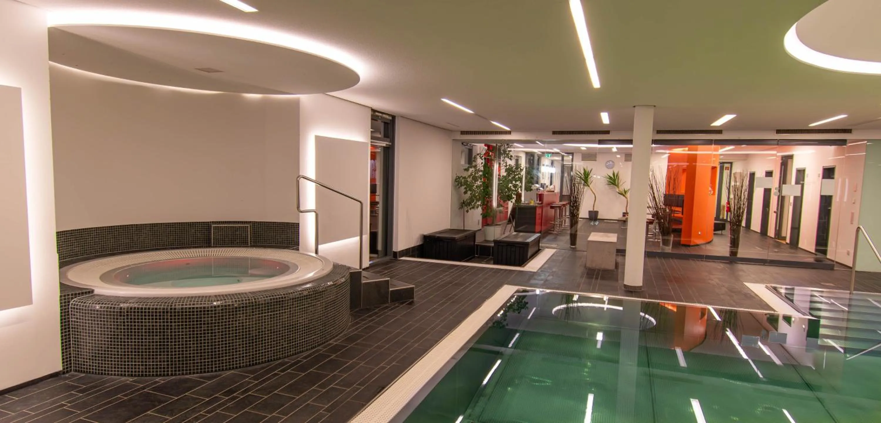 Hot Tub in Wellnesshotel Hohenrodt