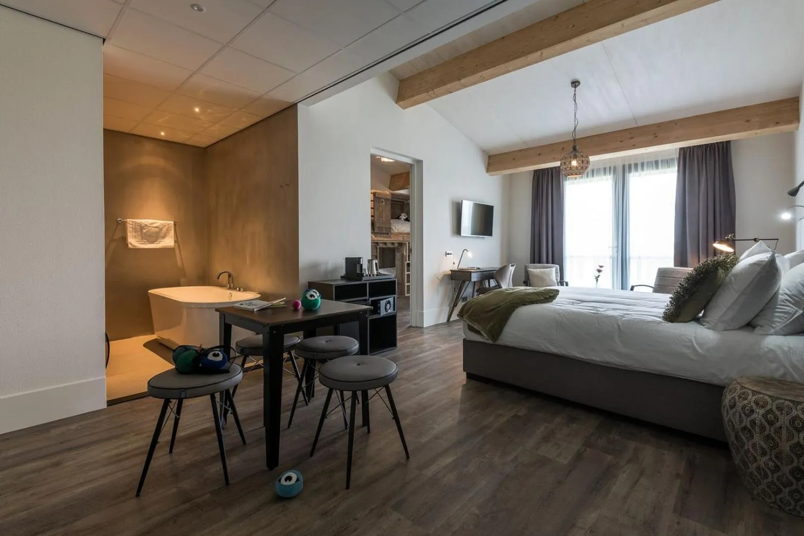 Living room, Bed in Fruitpark Hotel & Spa